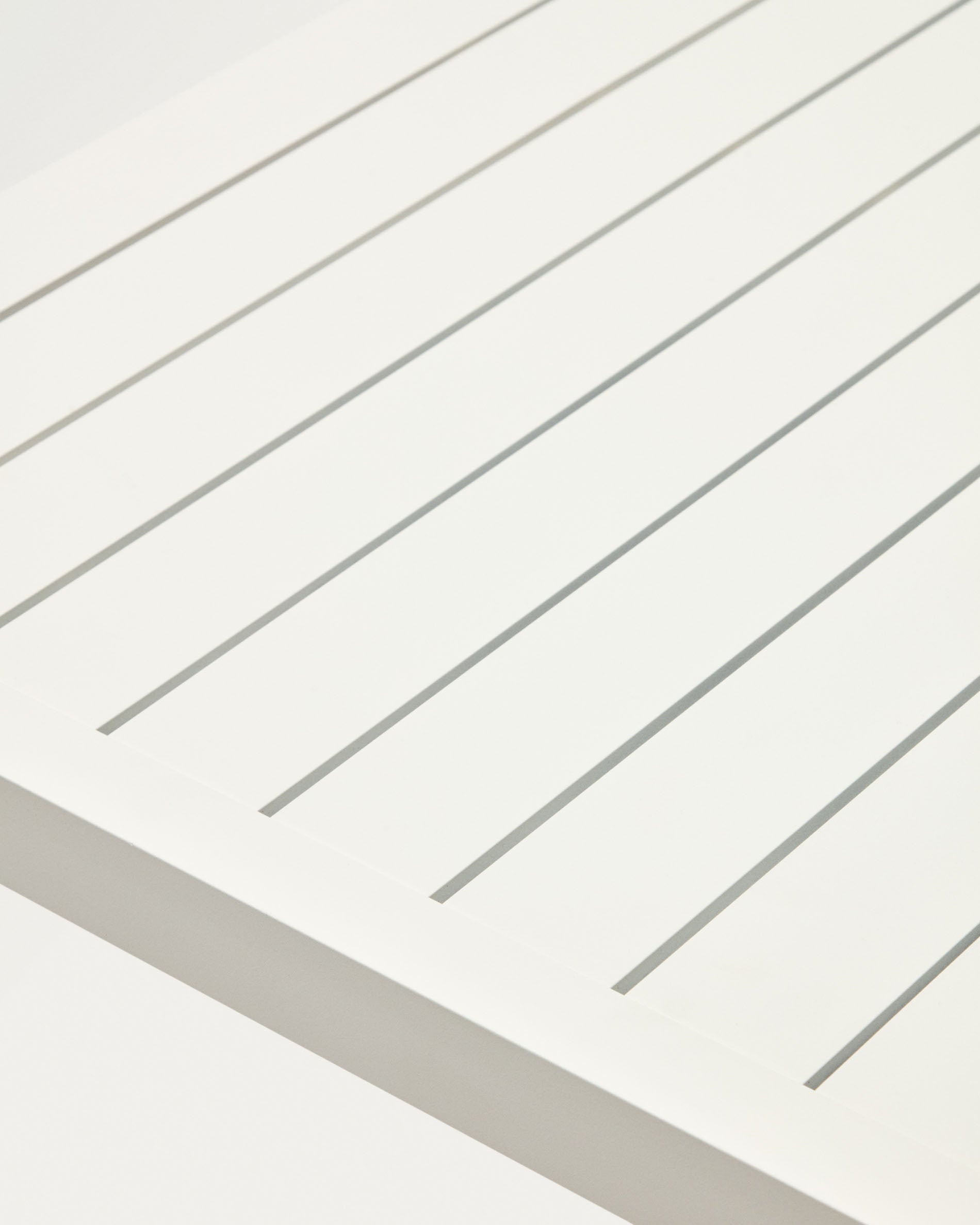 Culip aluminium outdoor table with white finish, 180 x 90 cm - Detail