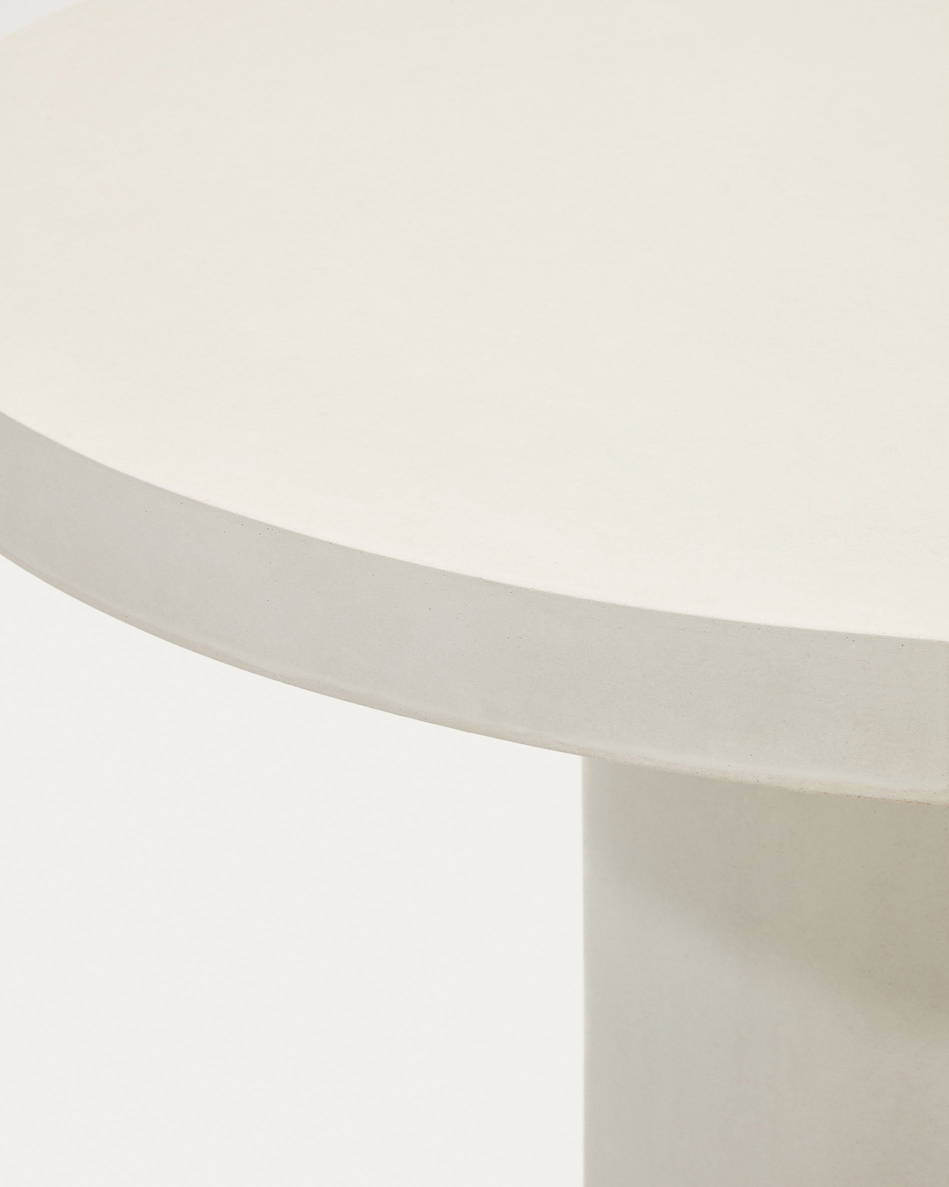 Aiguablava round table in white cement, Ø 120 cm - Detail