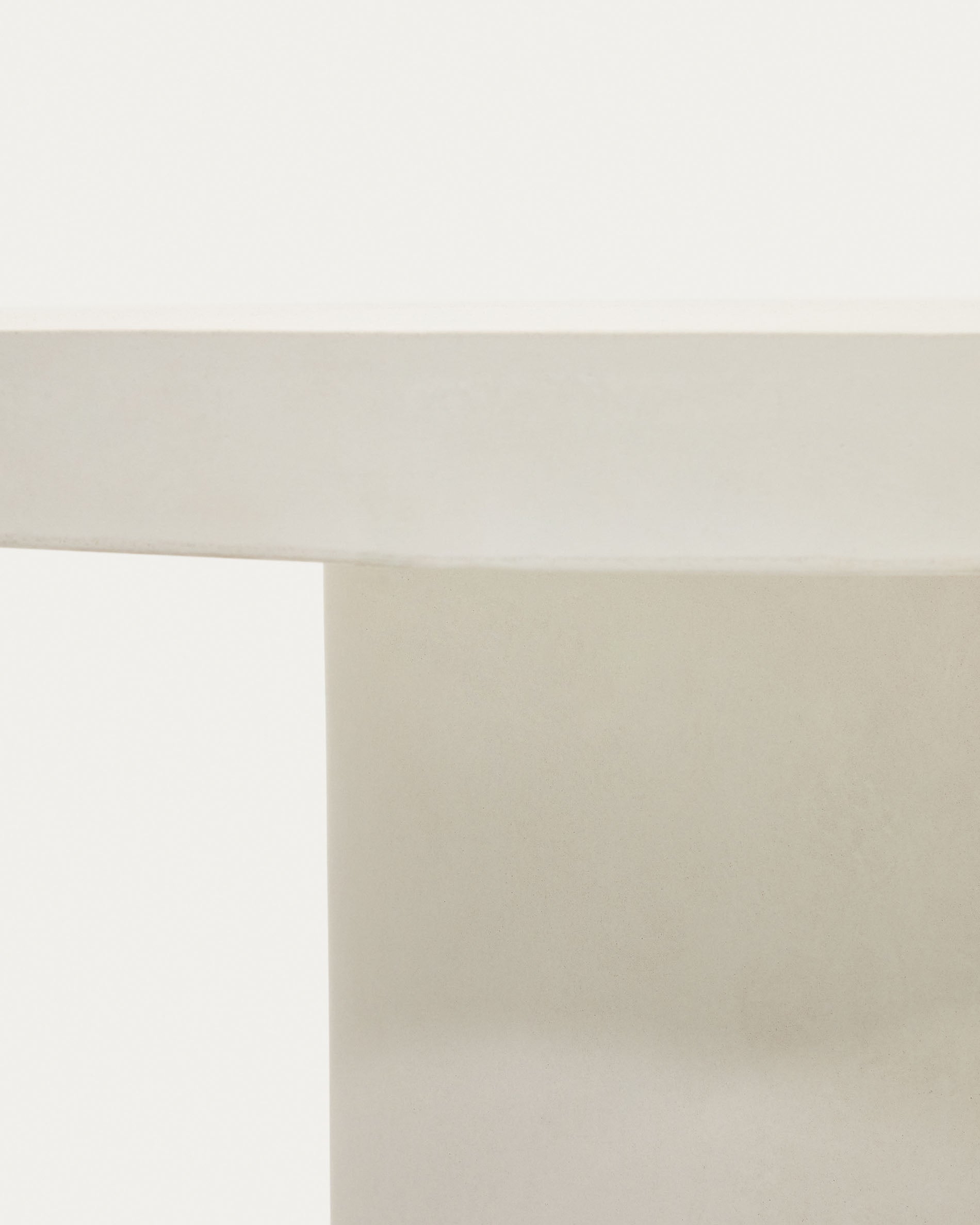 Aiguablava round table in white cement, Ø 90 cm - Detail