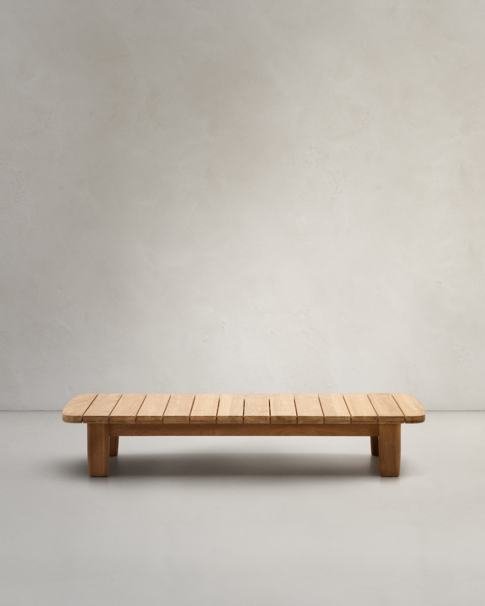 Tirant coffee table, made of 100% FSC certified solid teak wood