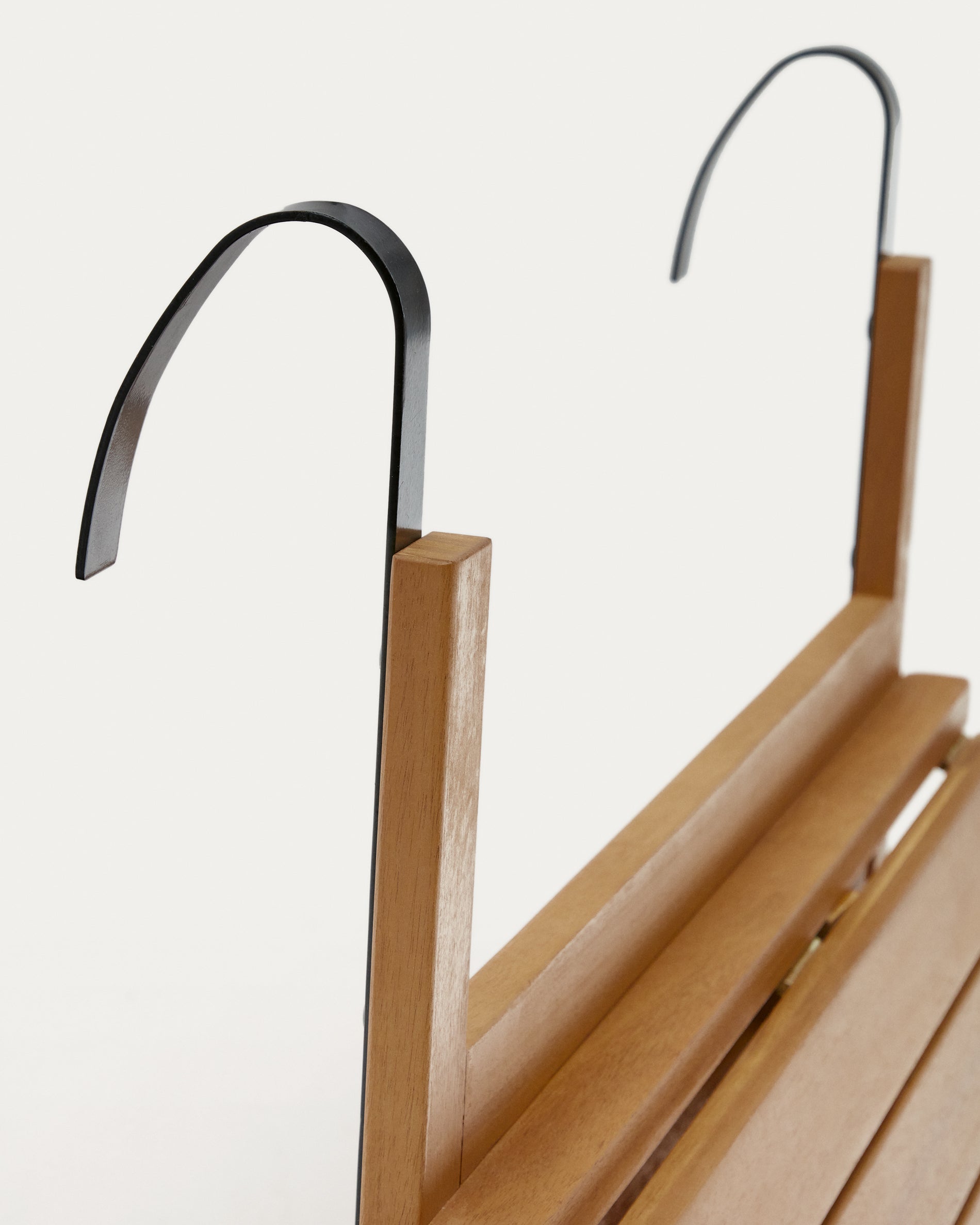 Amarilis folding balcony table made from solid acacia wood, 50 x 70 cm FSC 100% - Detail