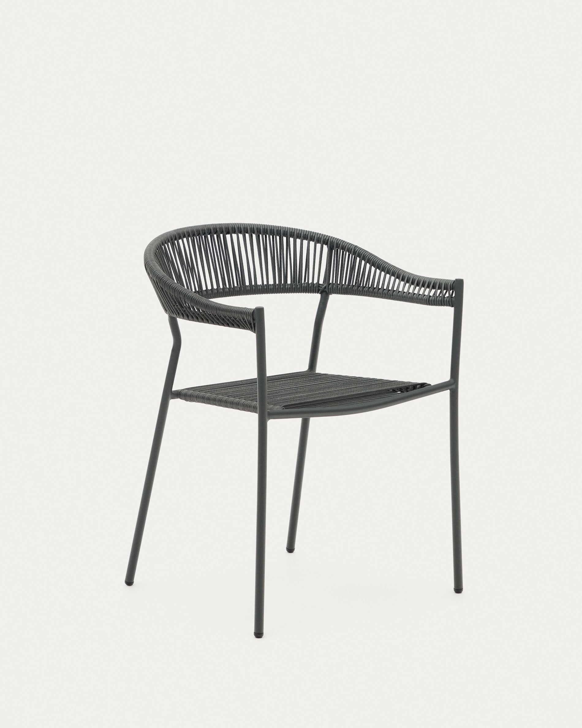 Futadera stackable outdoor chair in grey synthetic cord and grey painted steel - Product View