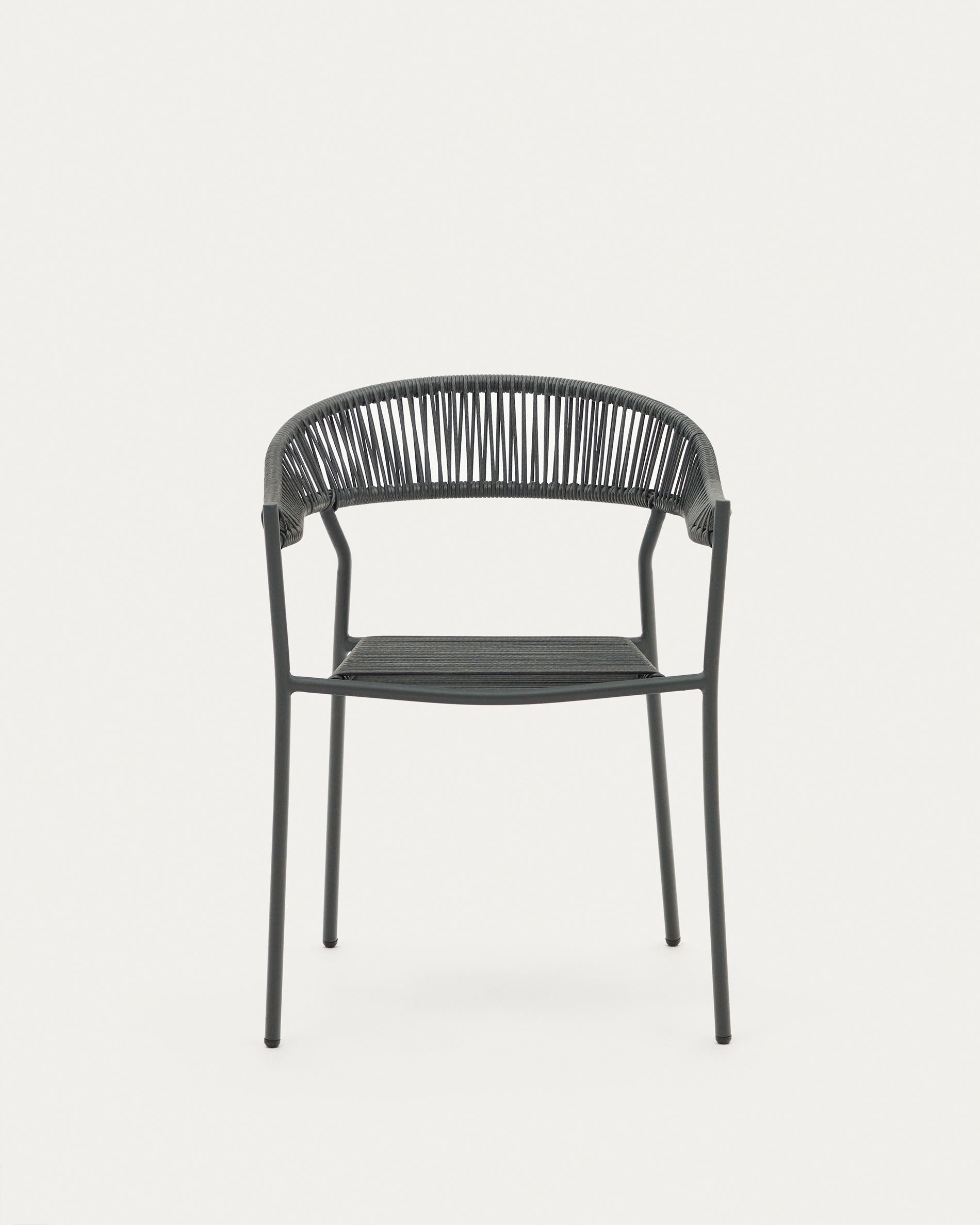 Futadera stackable outdoor chair in grey synthetic cord and grey painted steel - Product View