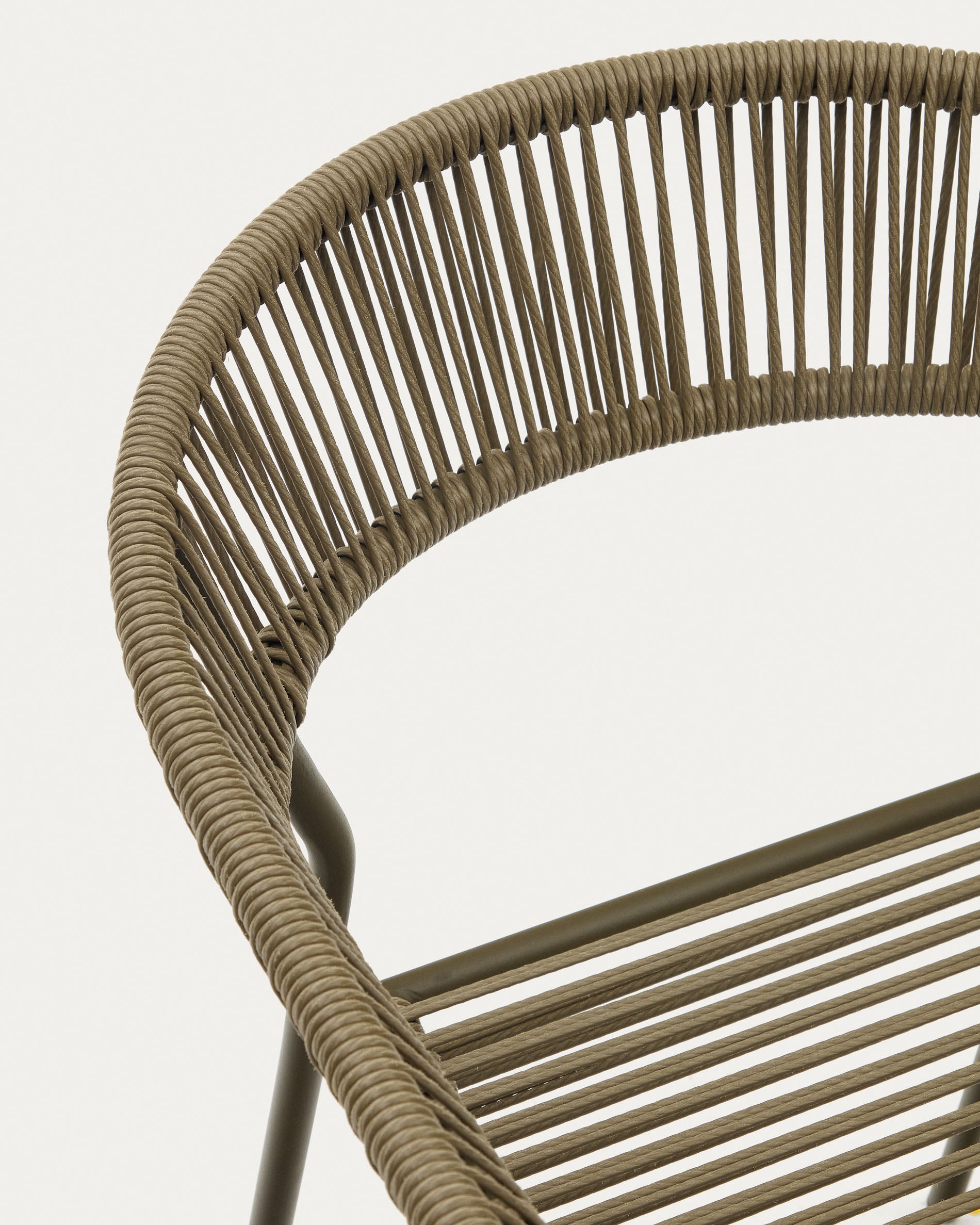 Futadera stackable outdoor chair in green synthetic cord and green painted steel - Detail