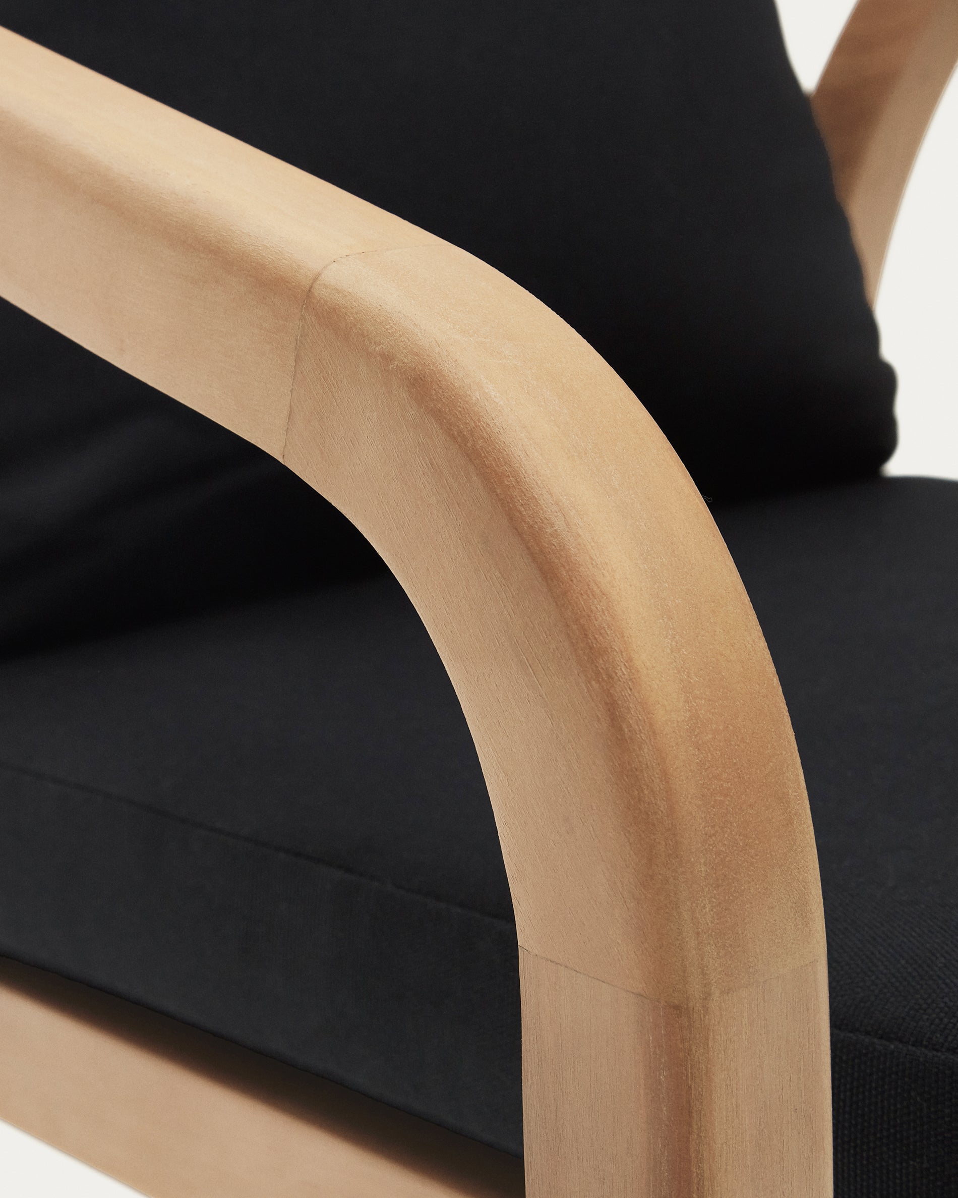Malaret stackable chair in solid eucalyptus and black cord, FSC - Detail