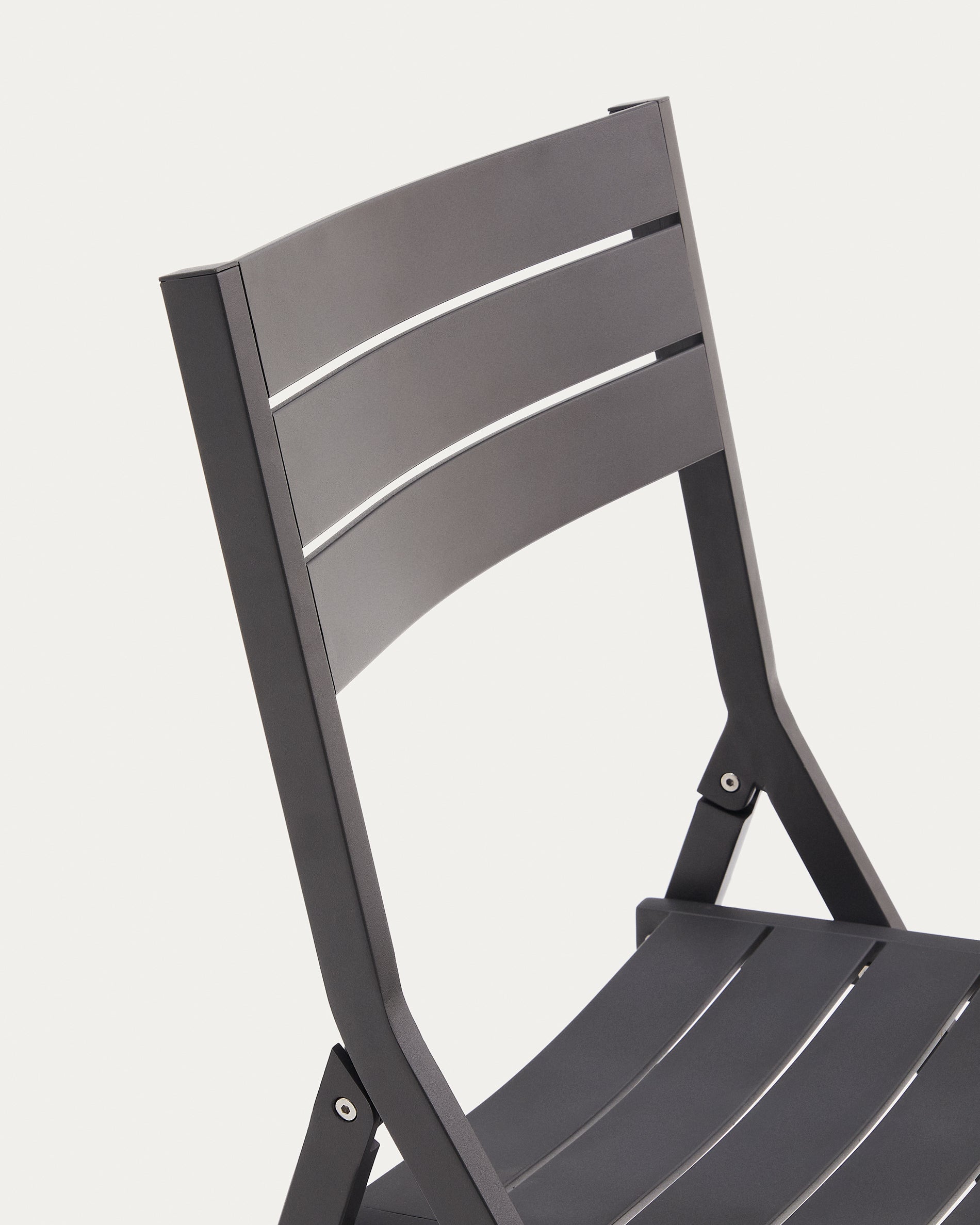 Torreta folding outdoor chair made of aluminum with black coating