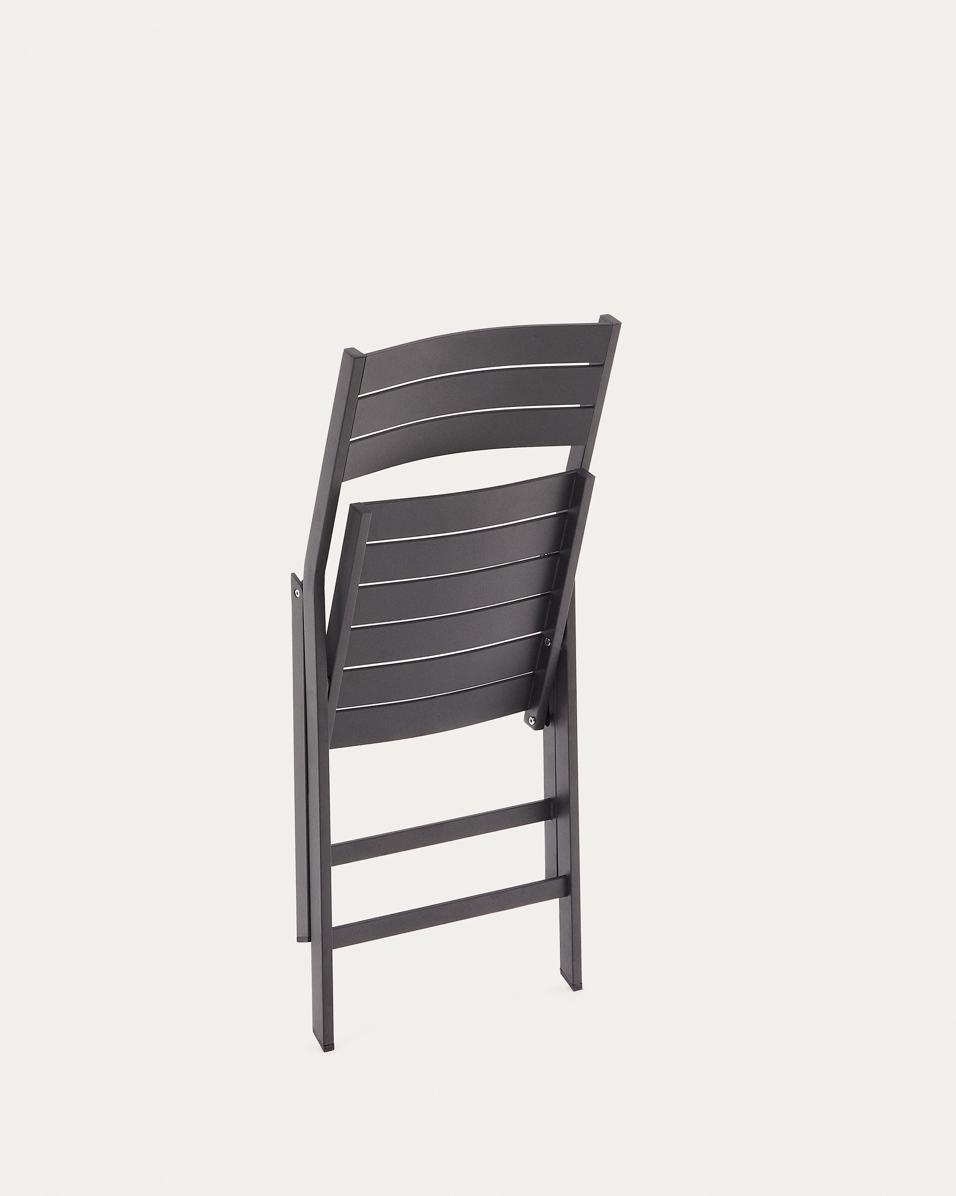 Torreta folding outdoor chair made of aluminum with black coating