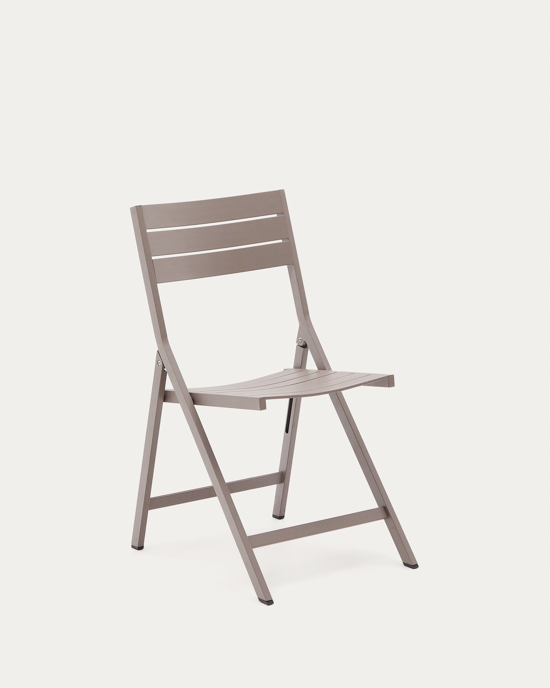 Torreta folding outdoor chair made of aluminum with a matte brown finish