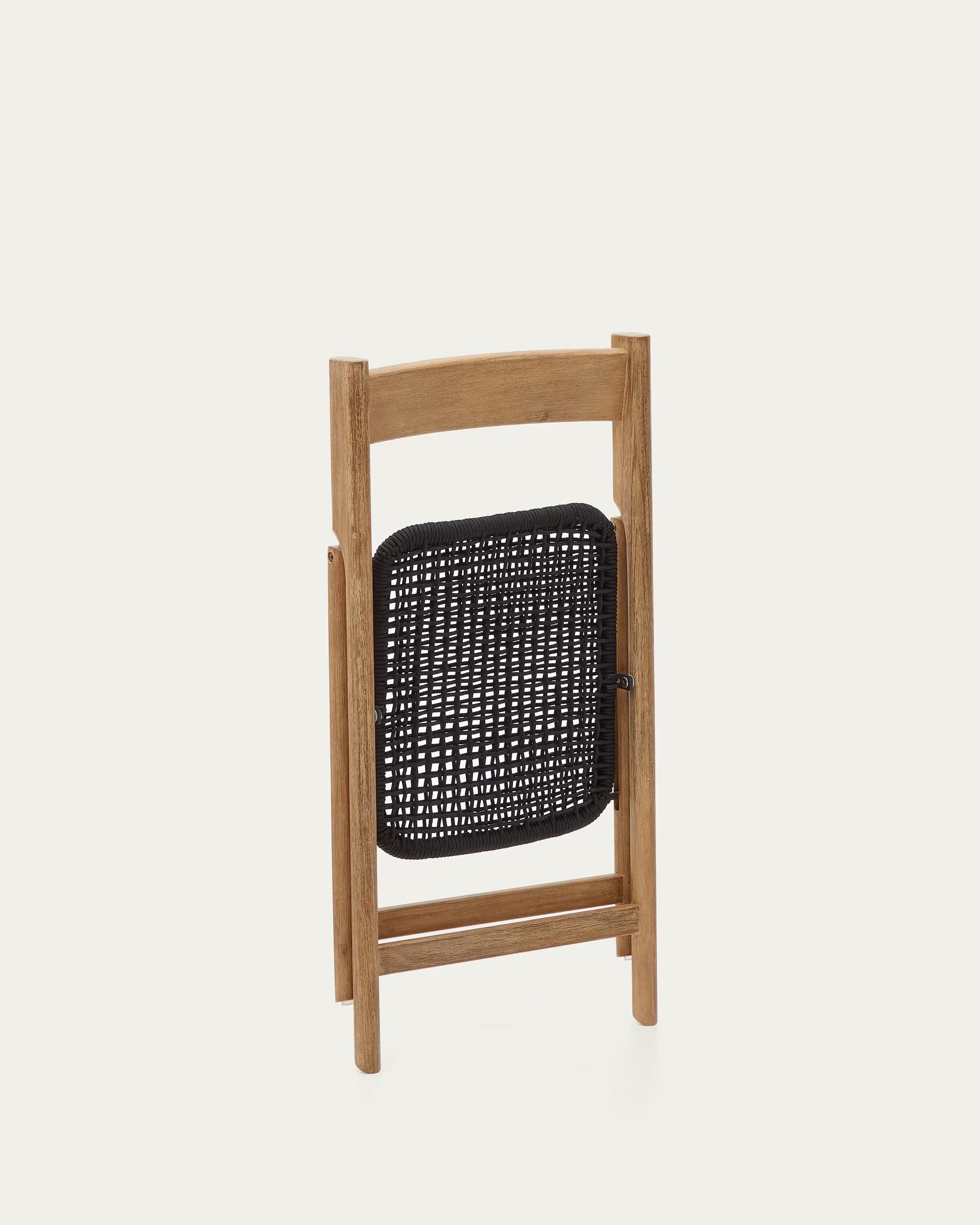 Dandara solid acacia wood folding chair, steel structure and black cord, 100% FSC