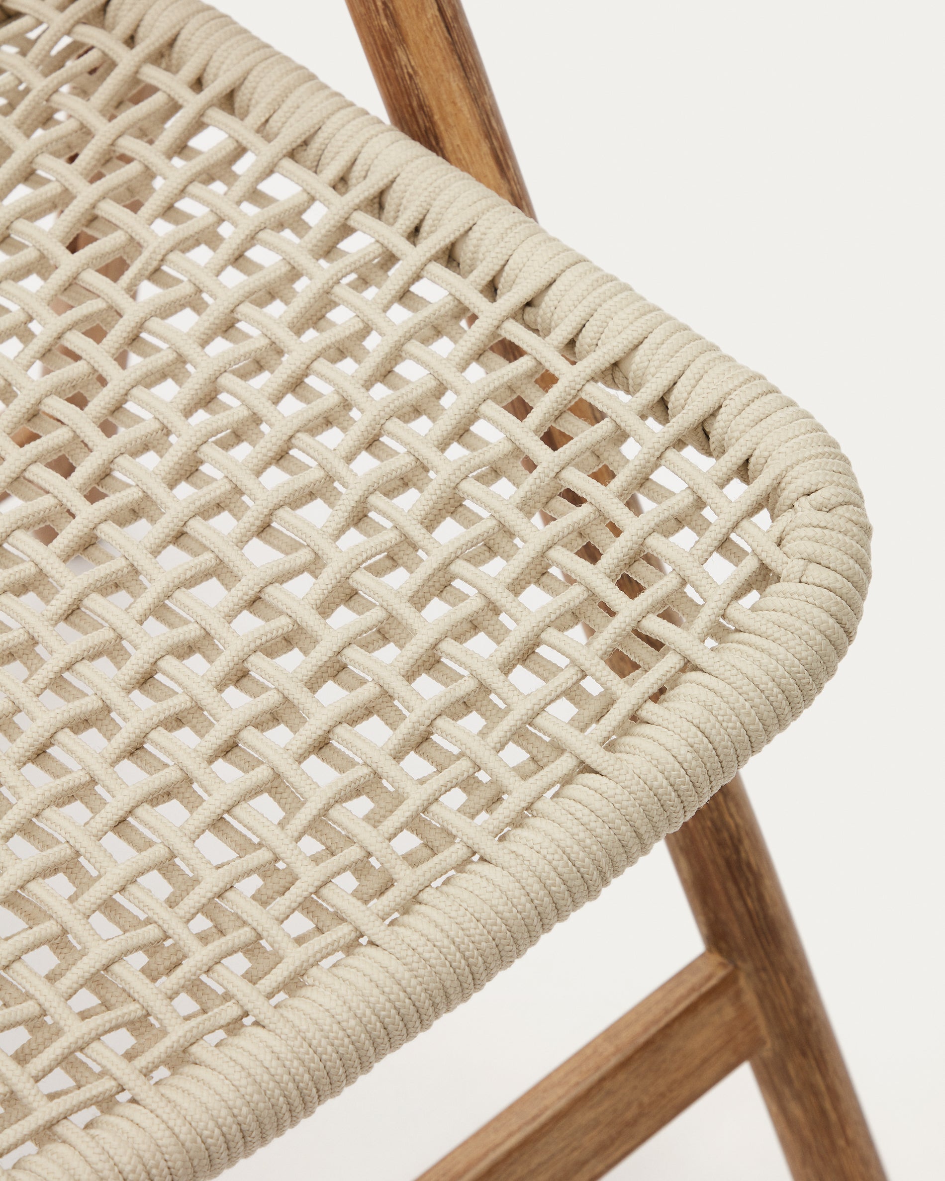 Dandara solid acacia wood folding chair, steel structure and white cord, FSC 100% - Detail