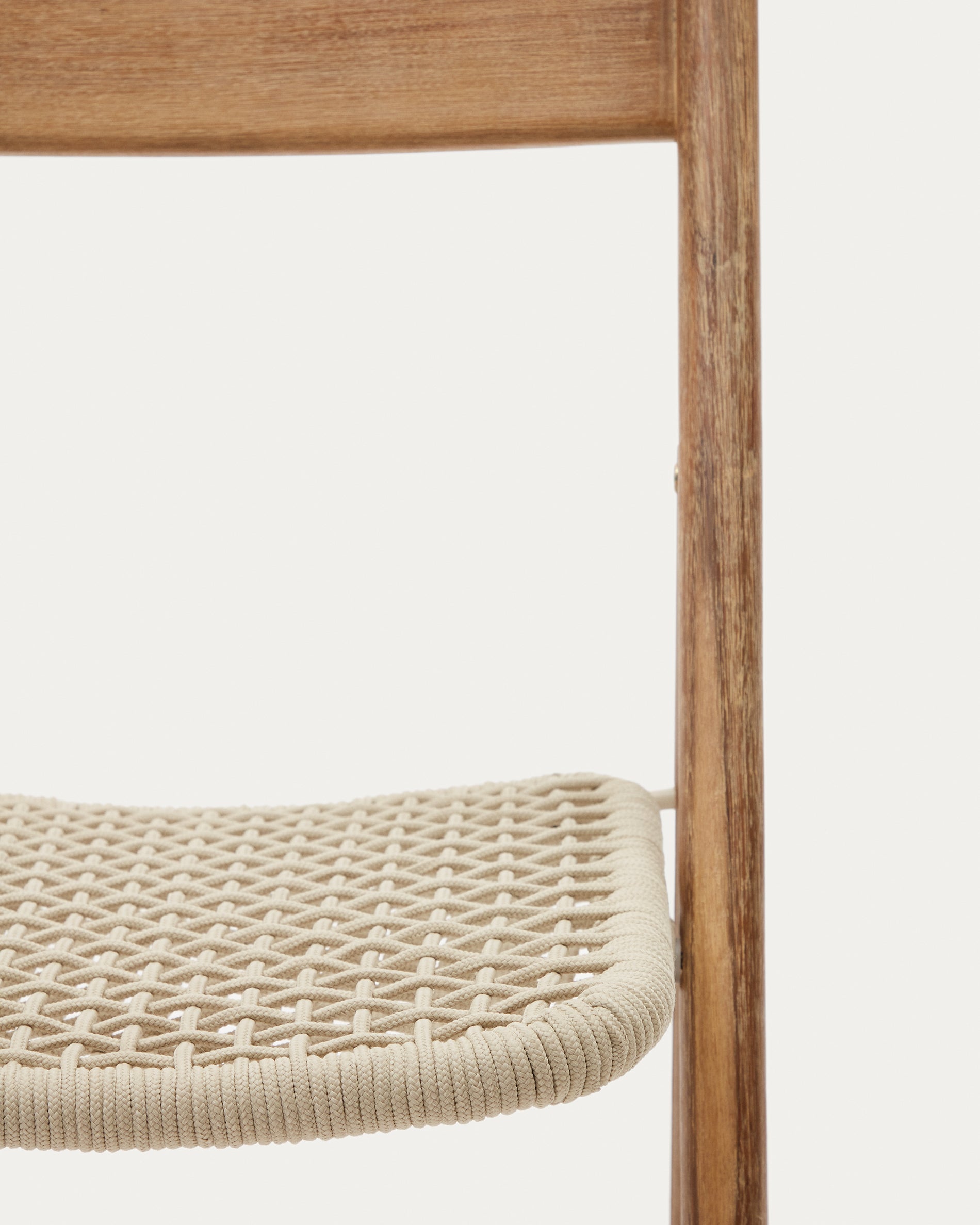 Dandara solid acacia wood folding chair, steel structure and white cord, FSC 100% - Detail