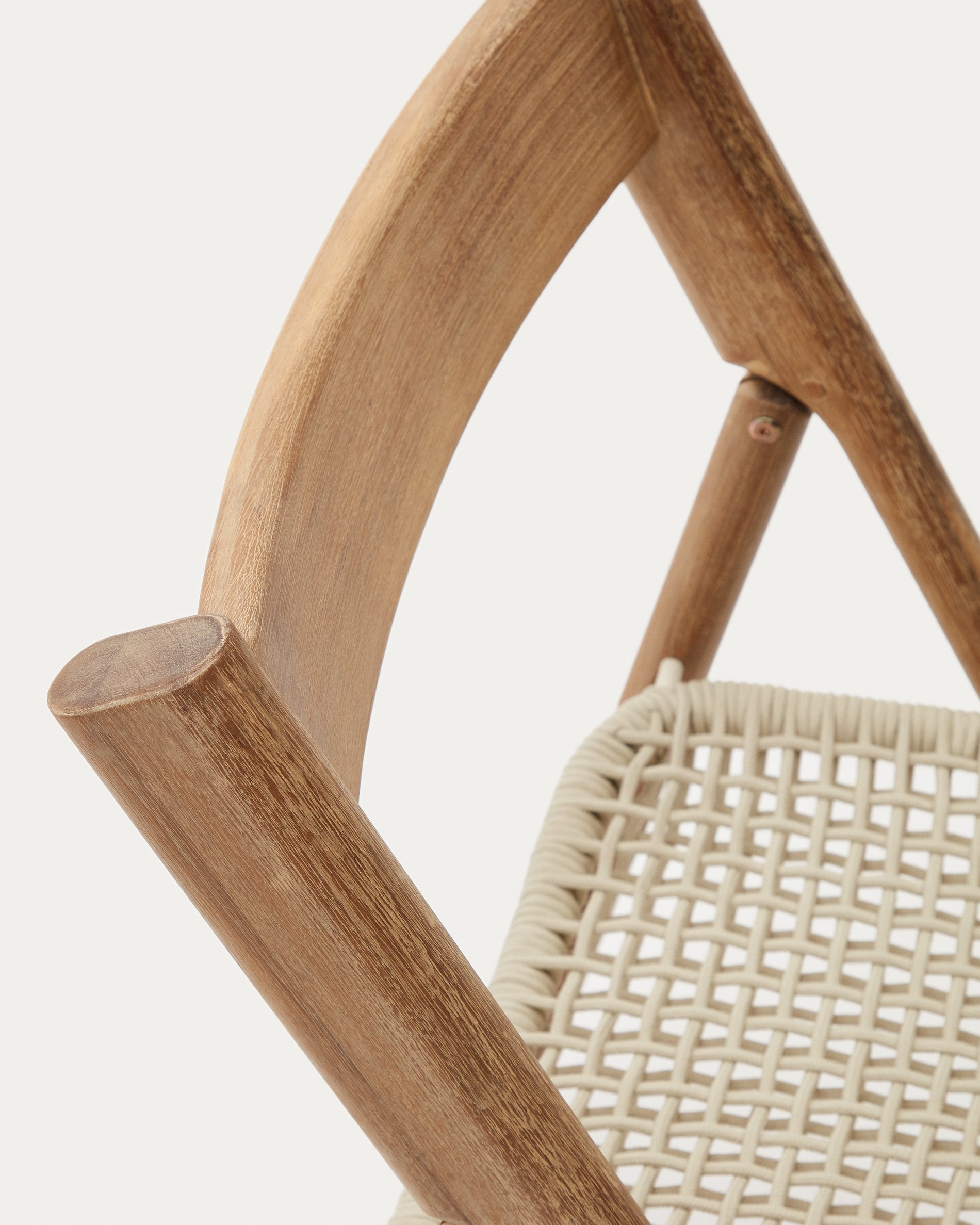 Dandara solid acacia wood folding chair, steel structure and white cord, FSC 100% - Detail