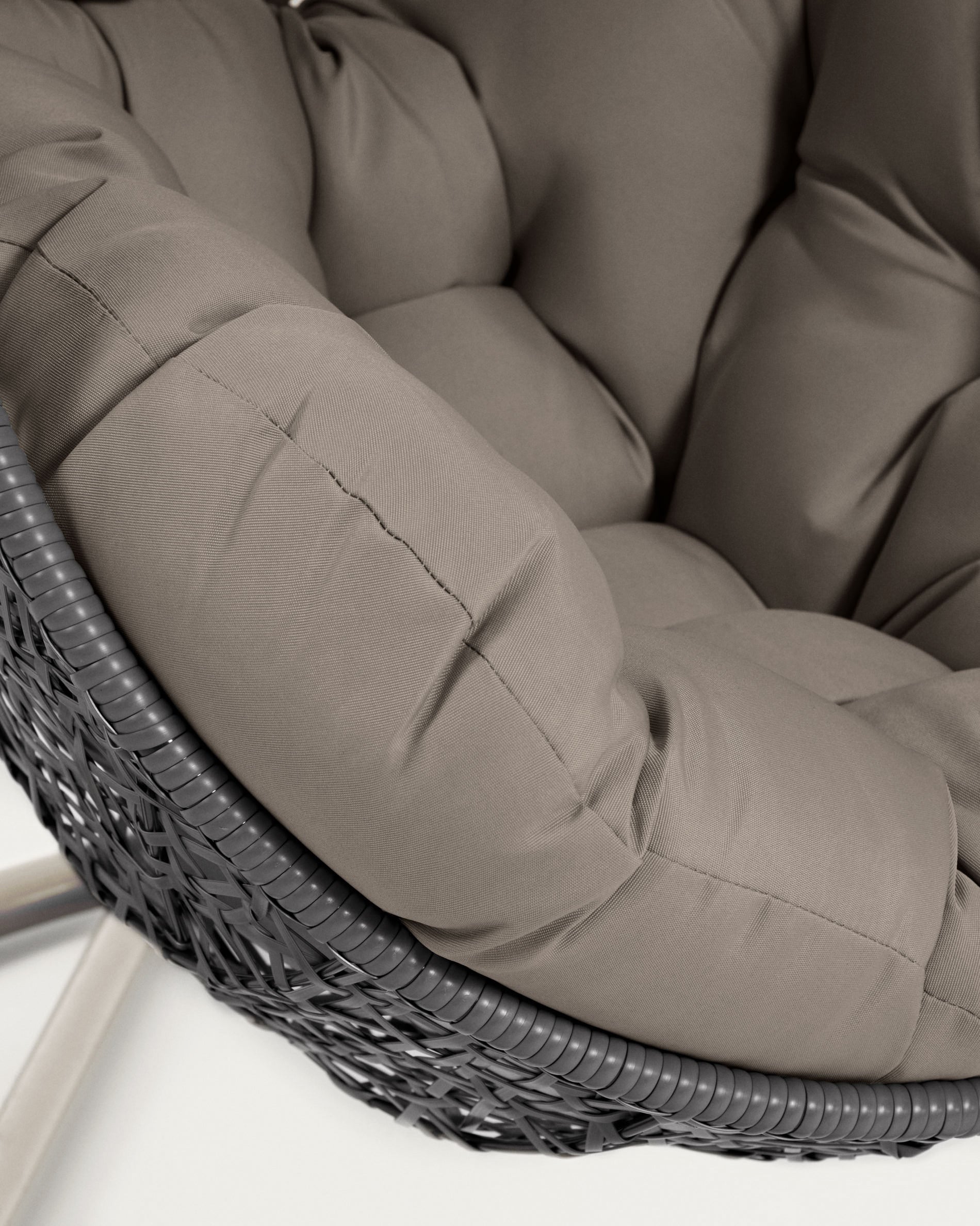 Pendant armchair with light grey Florina dark grey base - Detail