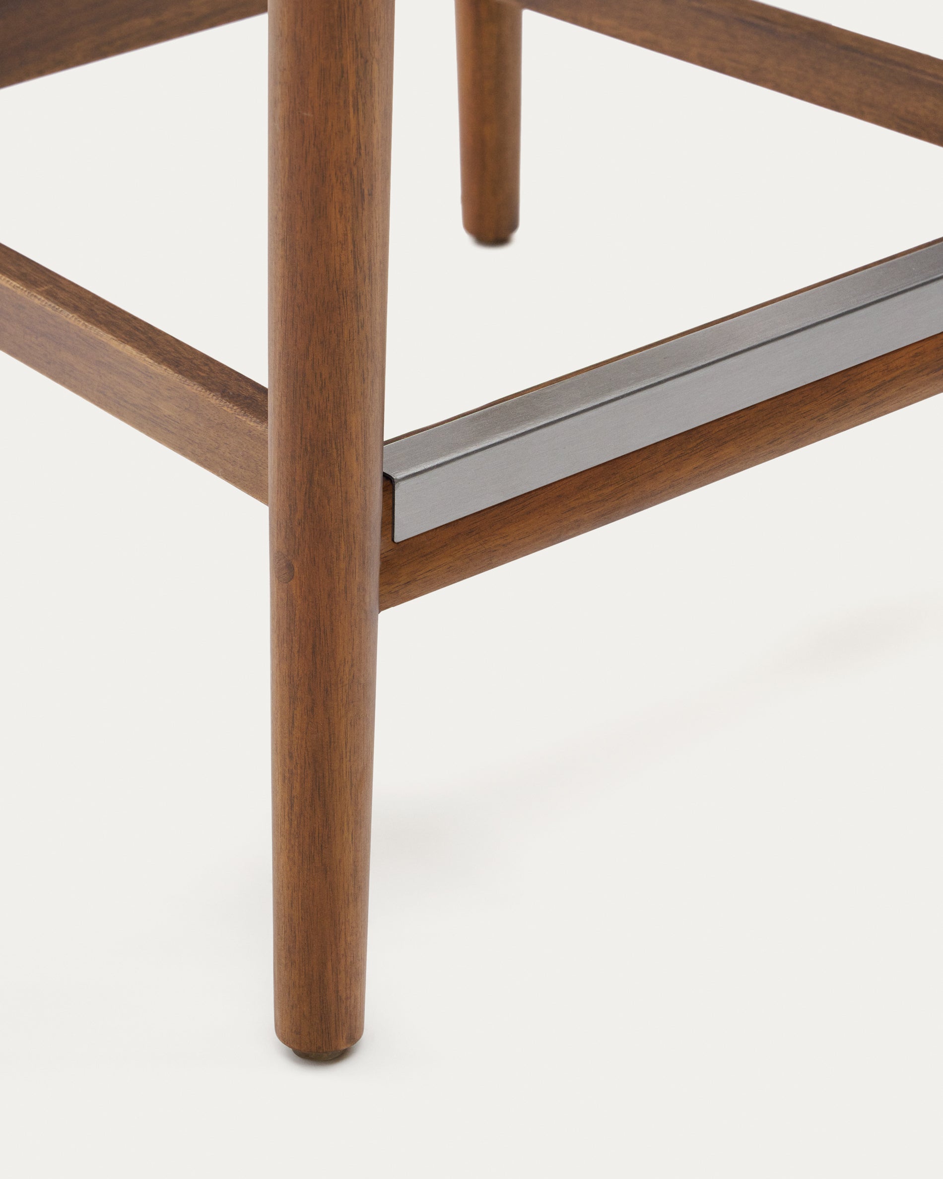 Nina solid acacia wood stool with walnut finish and beige rope height 62 cm - Detail