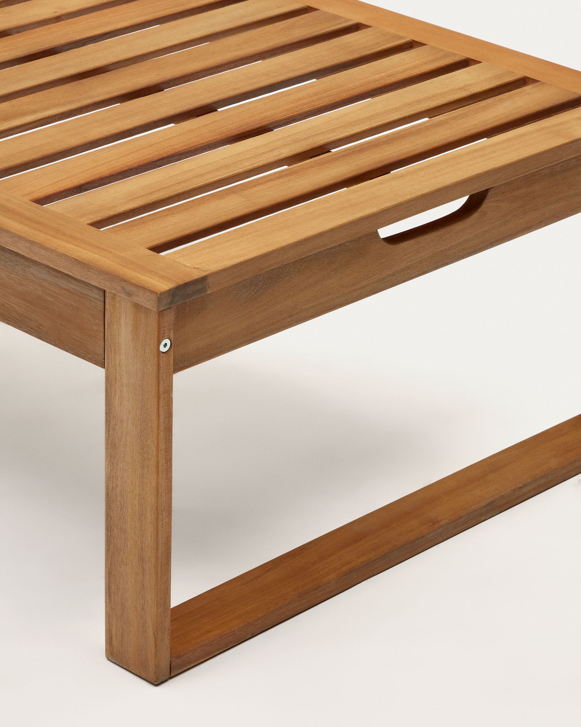 Sulamita outdoor sun lounger made from solid acacia wood FSC 100% - Detail