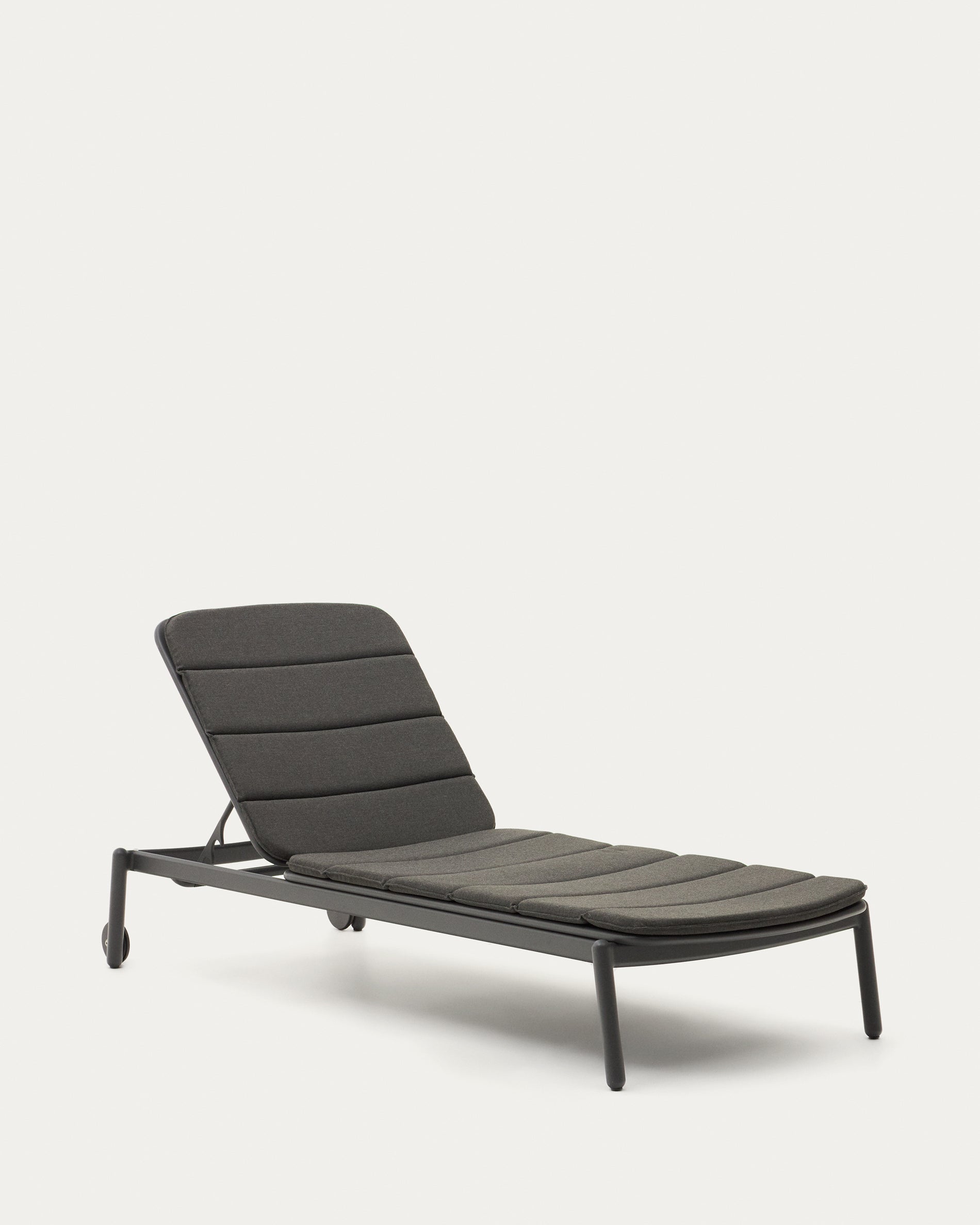 Marcona aluminium sun lounger in a black paint finish - Product View