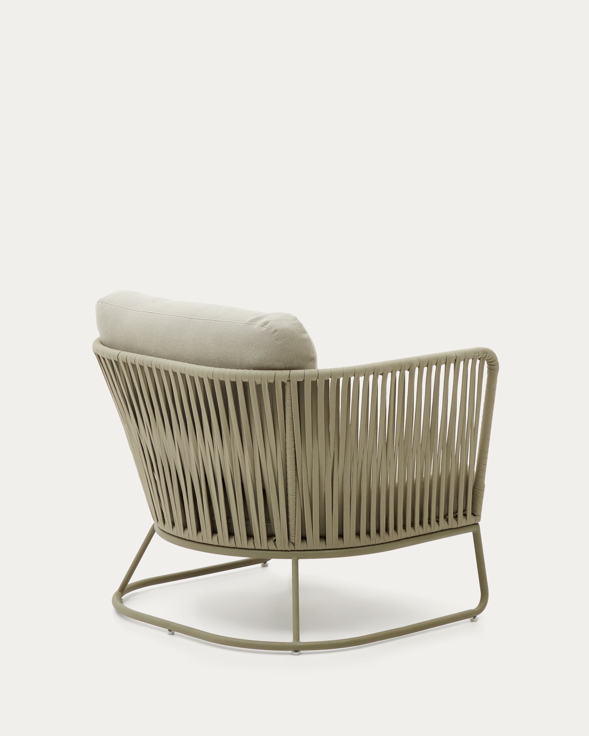 Saconca outdoor armchair made of rope and green galvanized steel