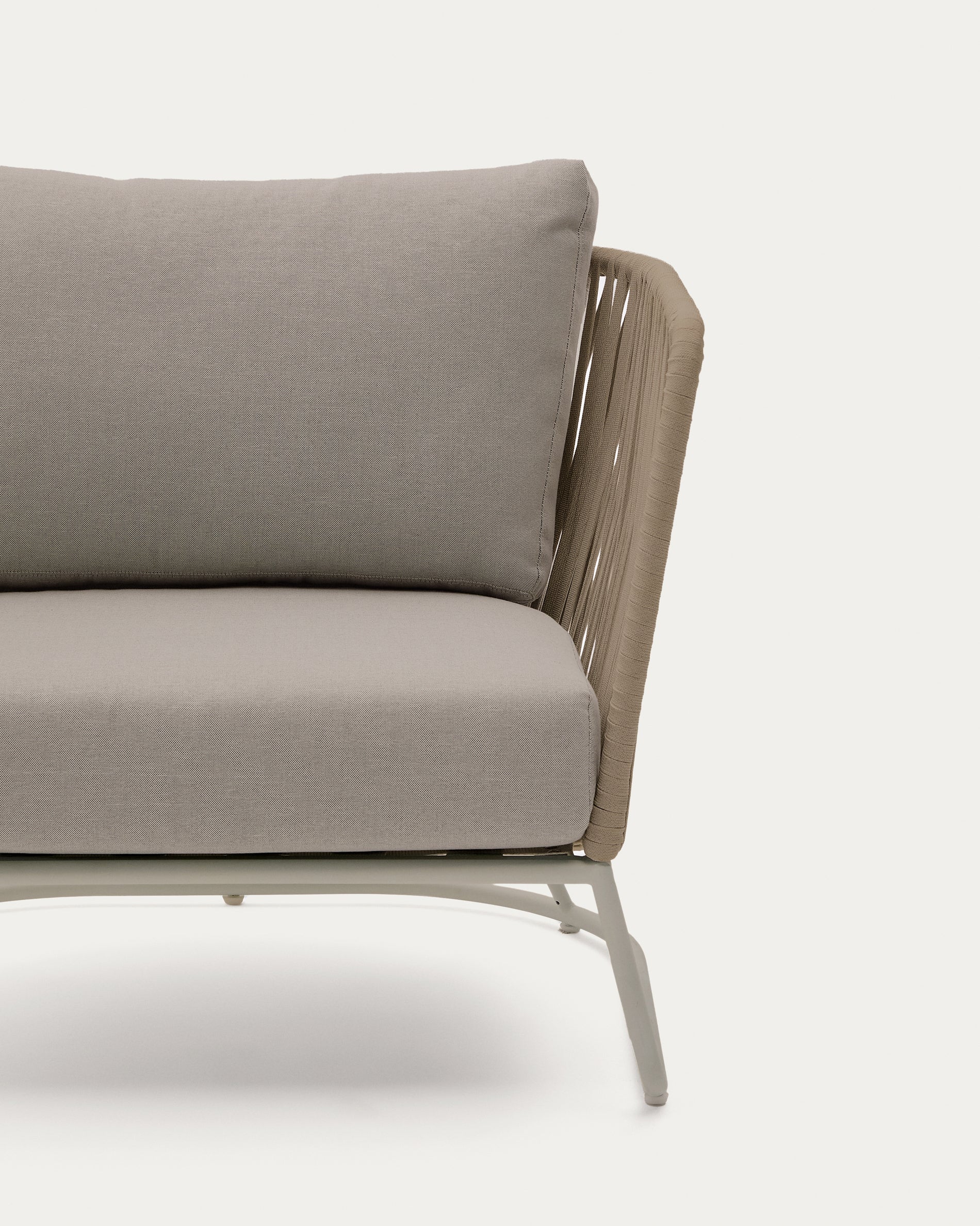 Saconca outdoor armchair in rope cord and beige galvanised steel - Detail