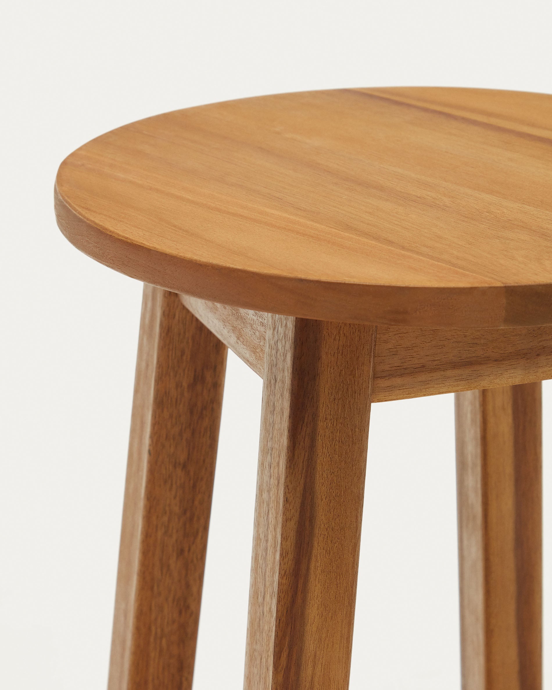 Amel outdoor footrest made from solid acacia wood FSC 100% - Detail
