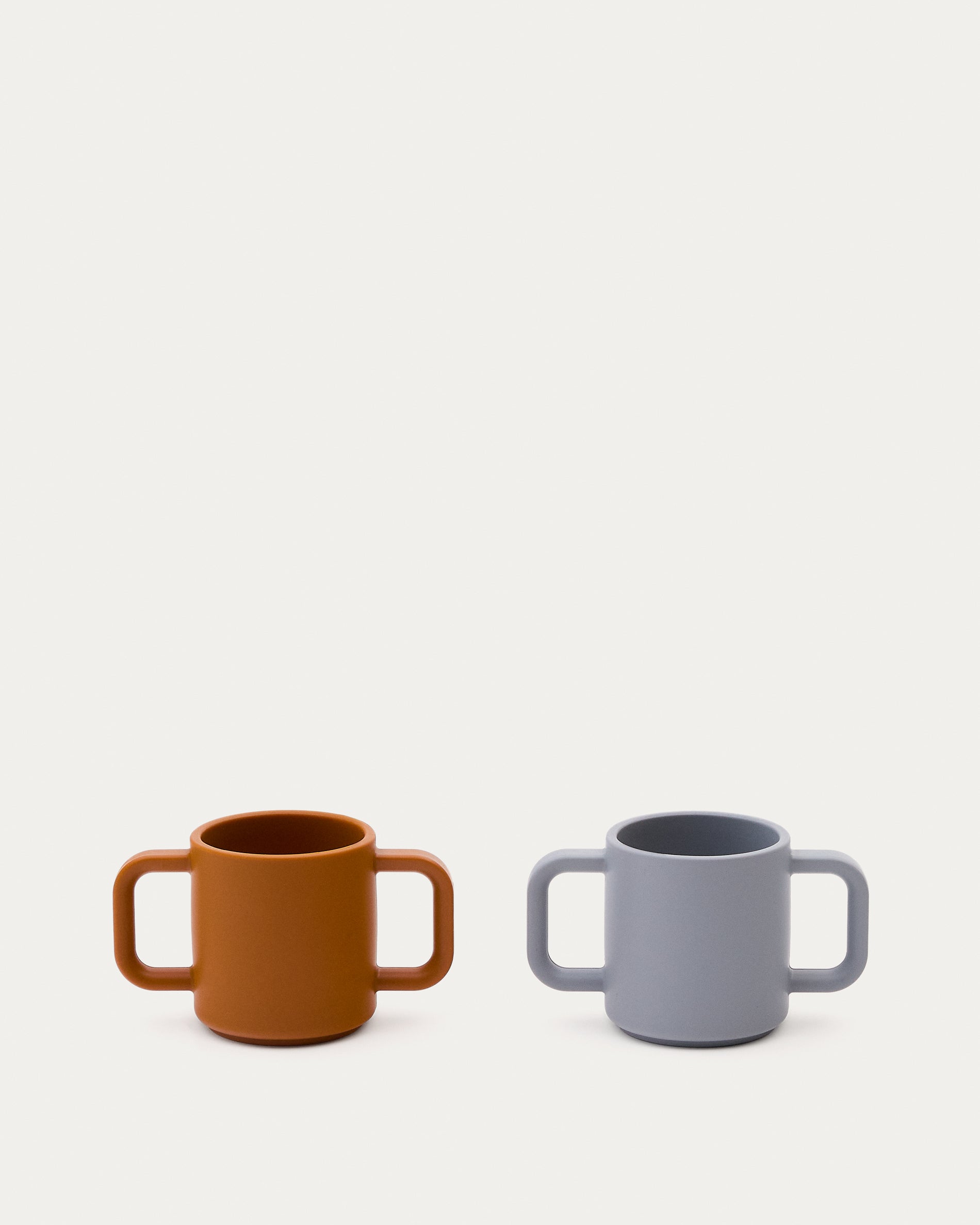 Lili set of two cups in orange and blue silicone - Product View