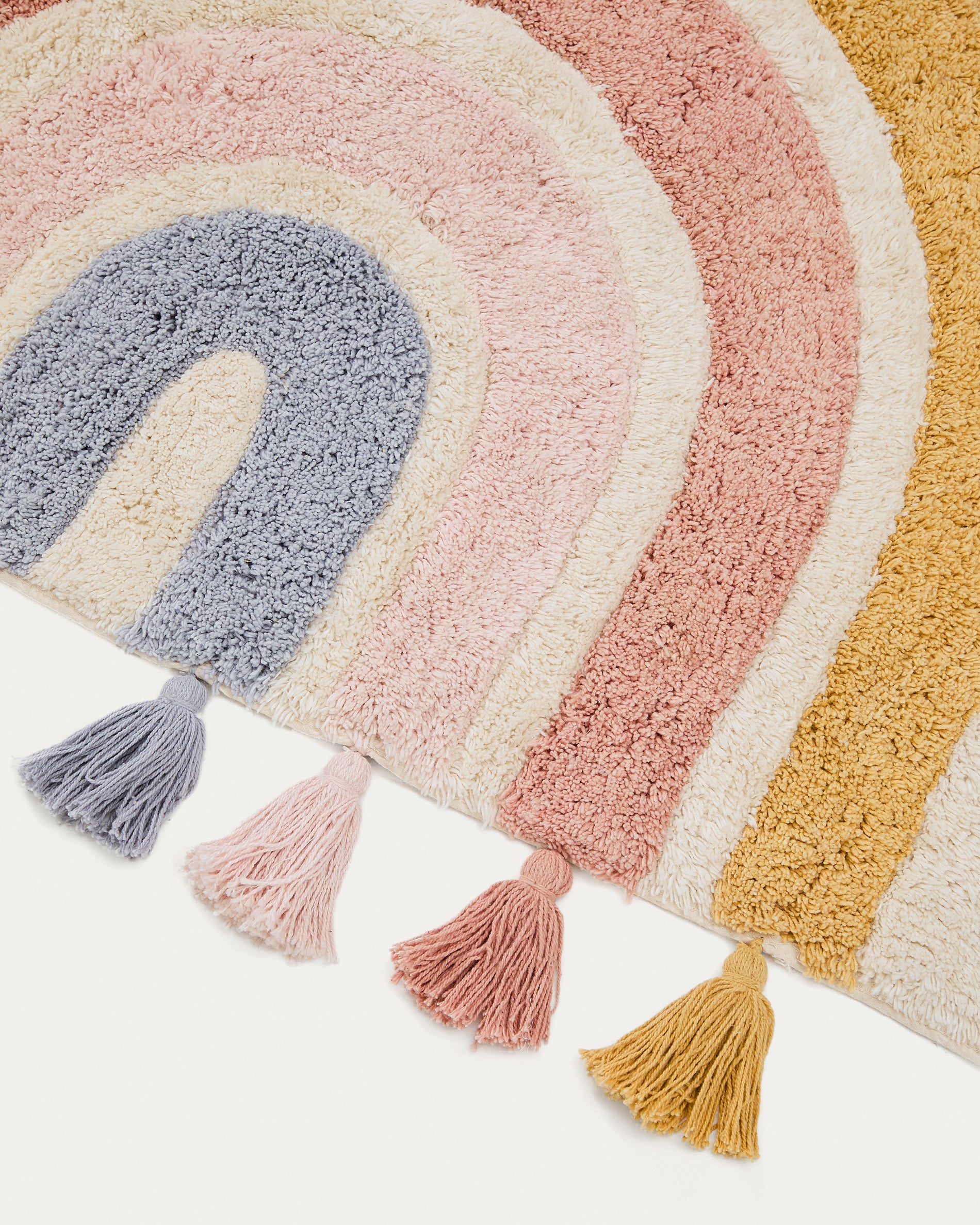 Tadea Rug 100% cotton multicolor rainbow 90 x 150 cm - Detail