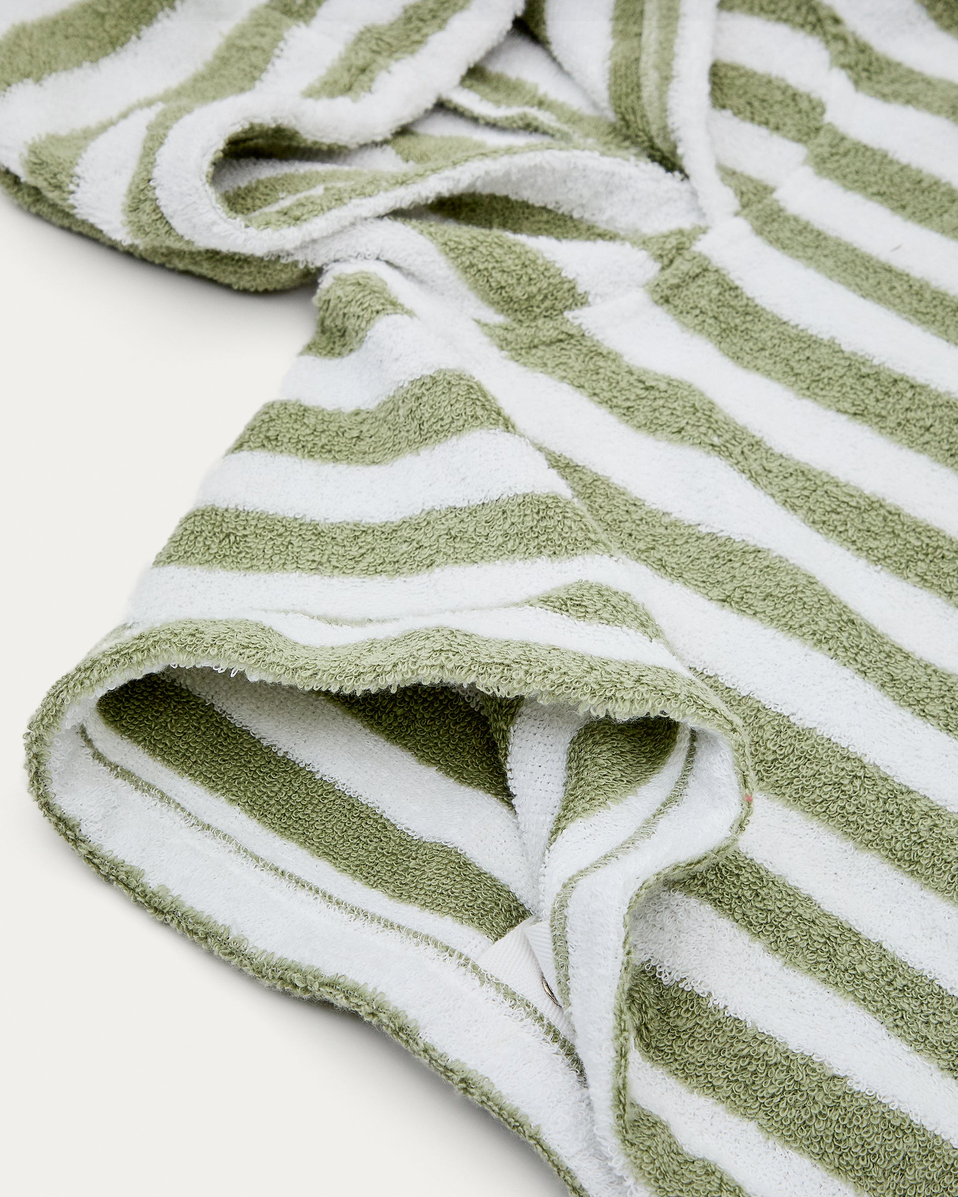 Nuni cotton poncho towel with white and green stripes size 2/3 years - Detail