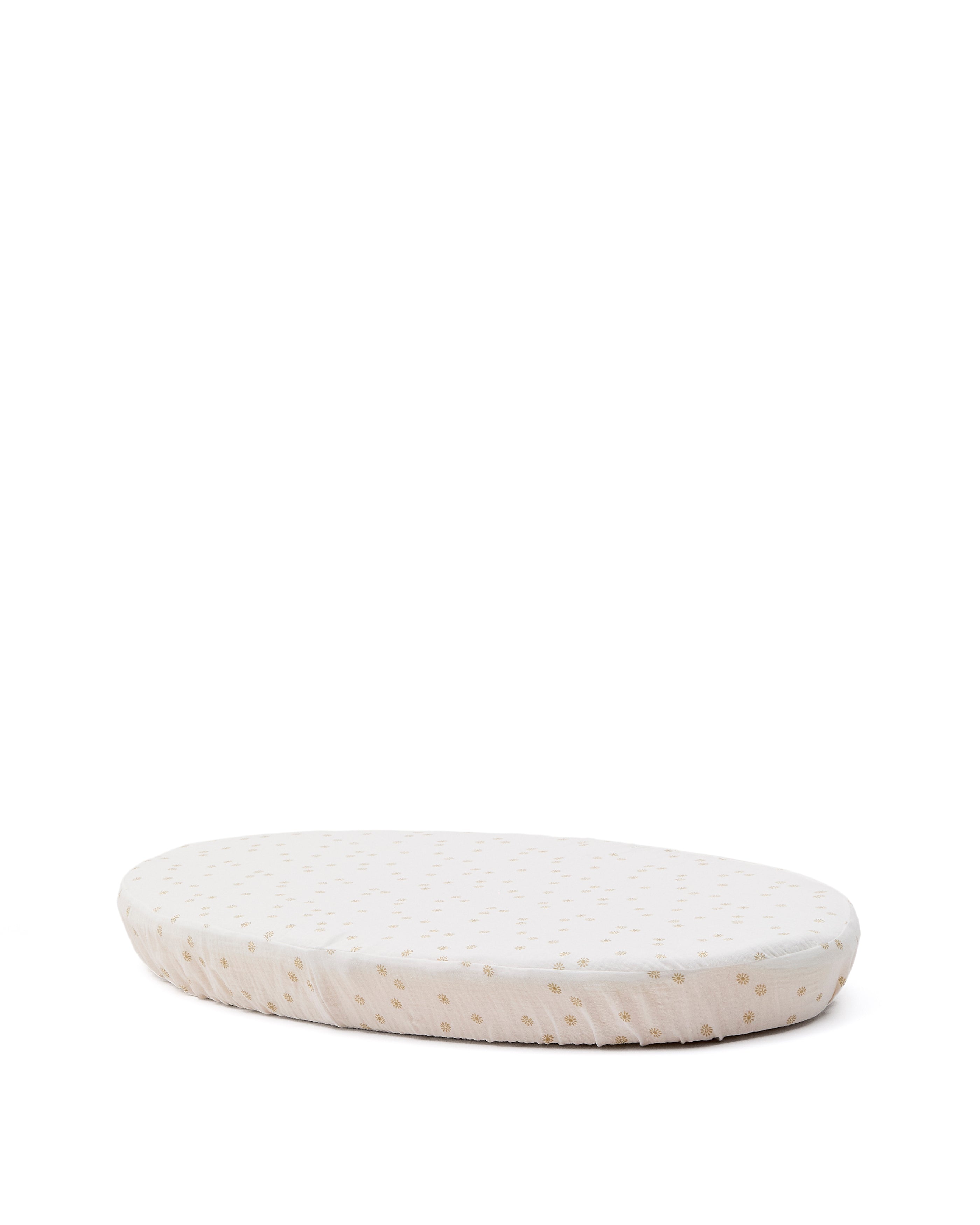 100% cotton, sun print, bottom sheet for Olna Moses basket 40 x 75 cm - Product Image