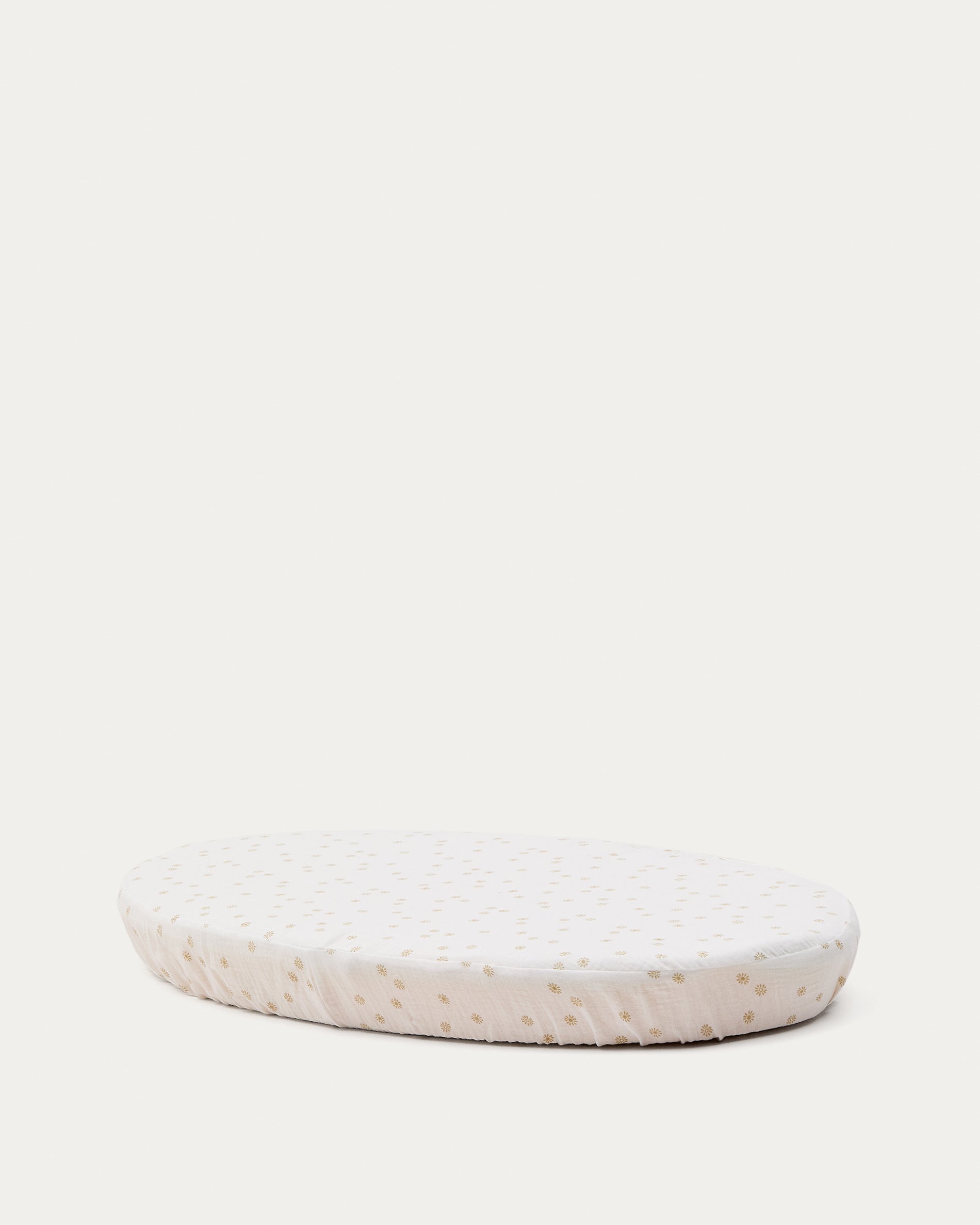 100% cotton, sun print, bottom sheet for Olna Moses basket 40 x 75 cm - Product View