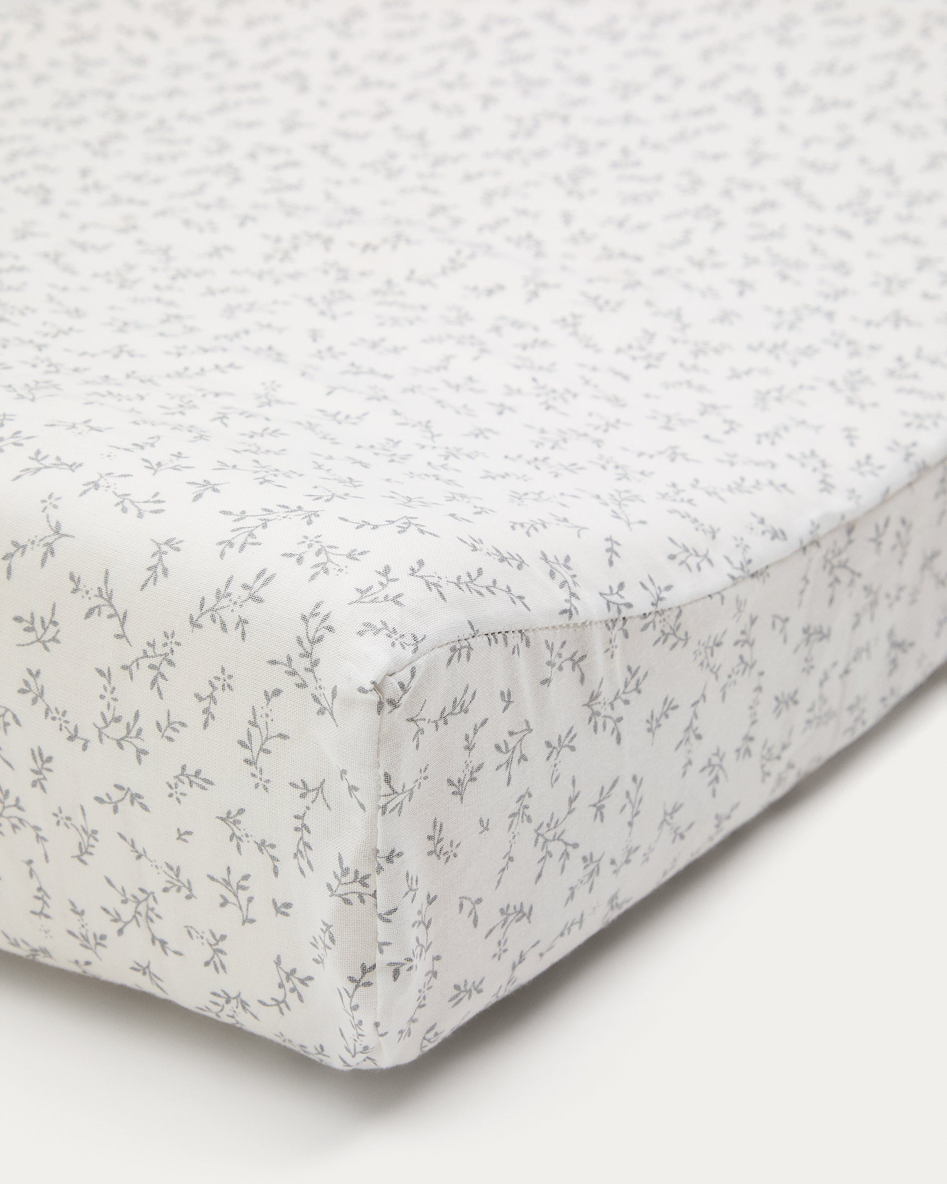 100% white cotton cover for Olna changing mat 50 x 70 cm - Detail