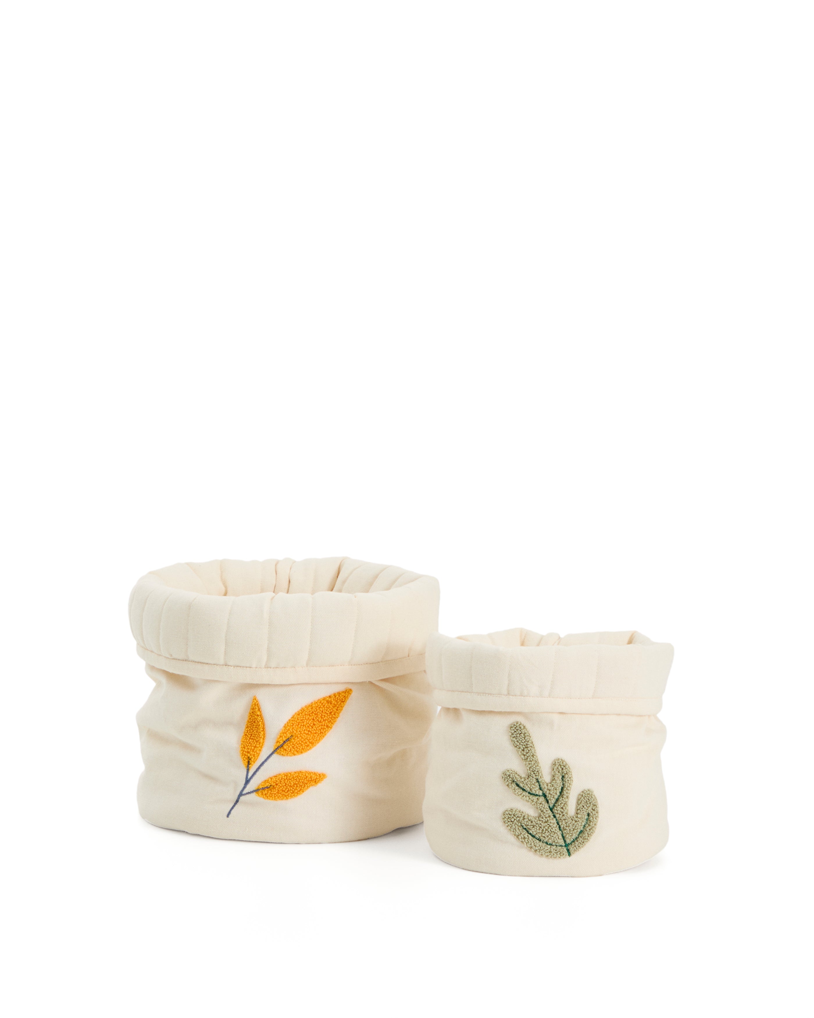 Tandani set of 2 beige cotton children's baskets with embroidered leaves - Product Image