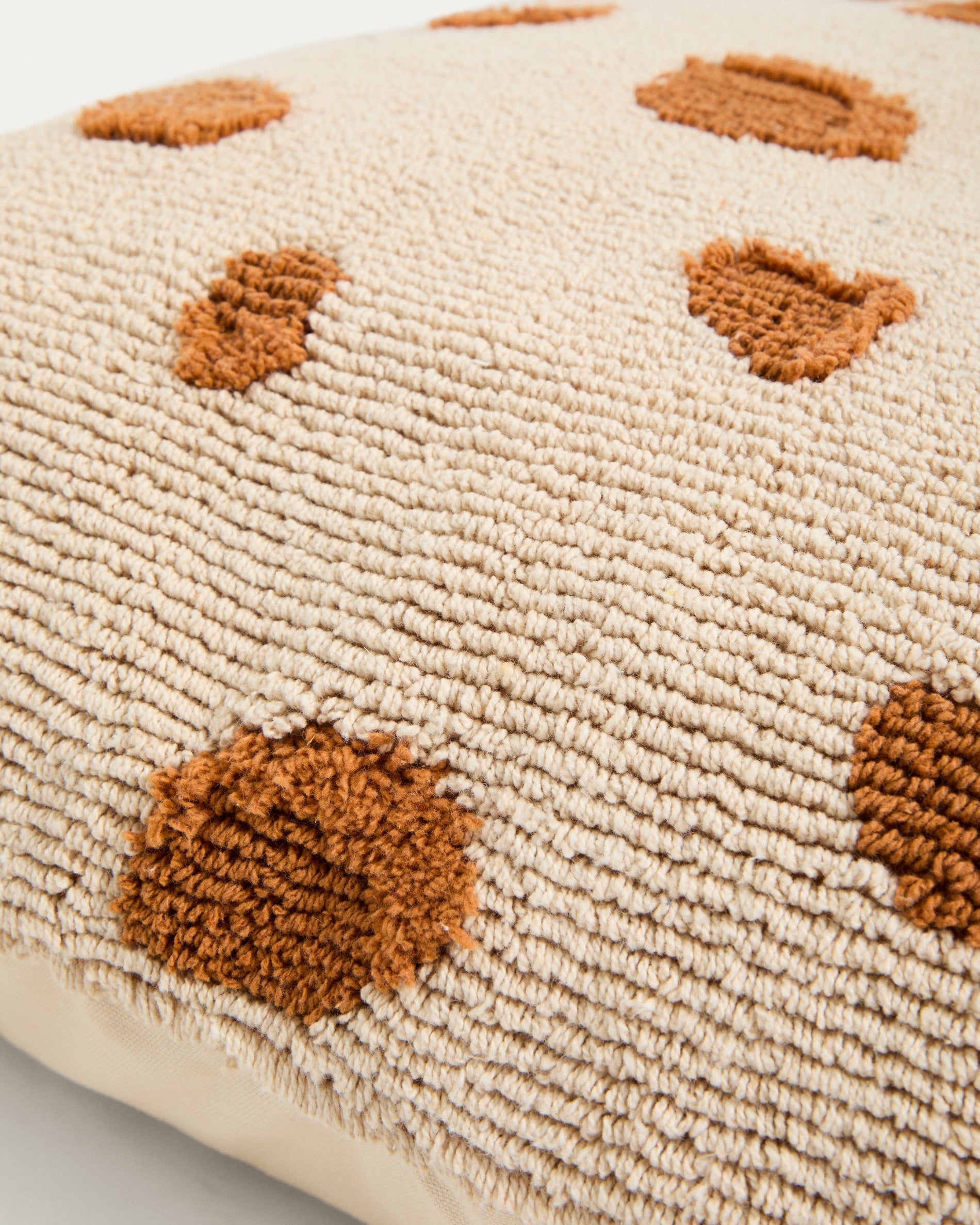 Tandani beige cotton floor cushion with orange cheetah design 70 x 70cm - Detail