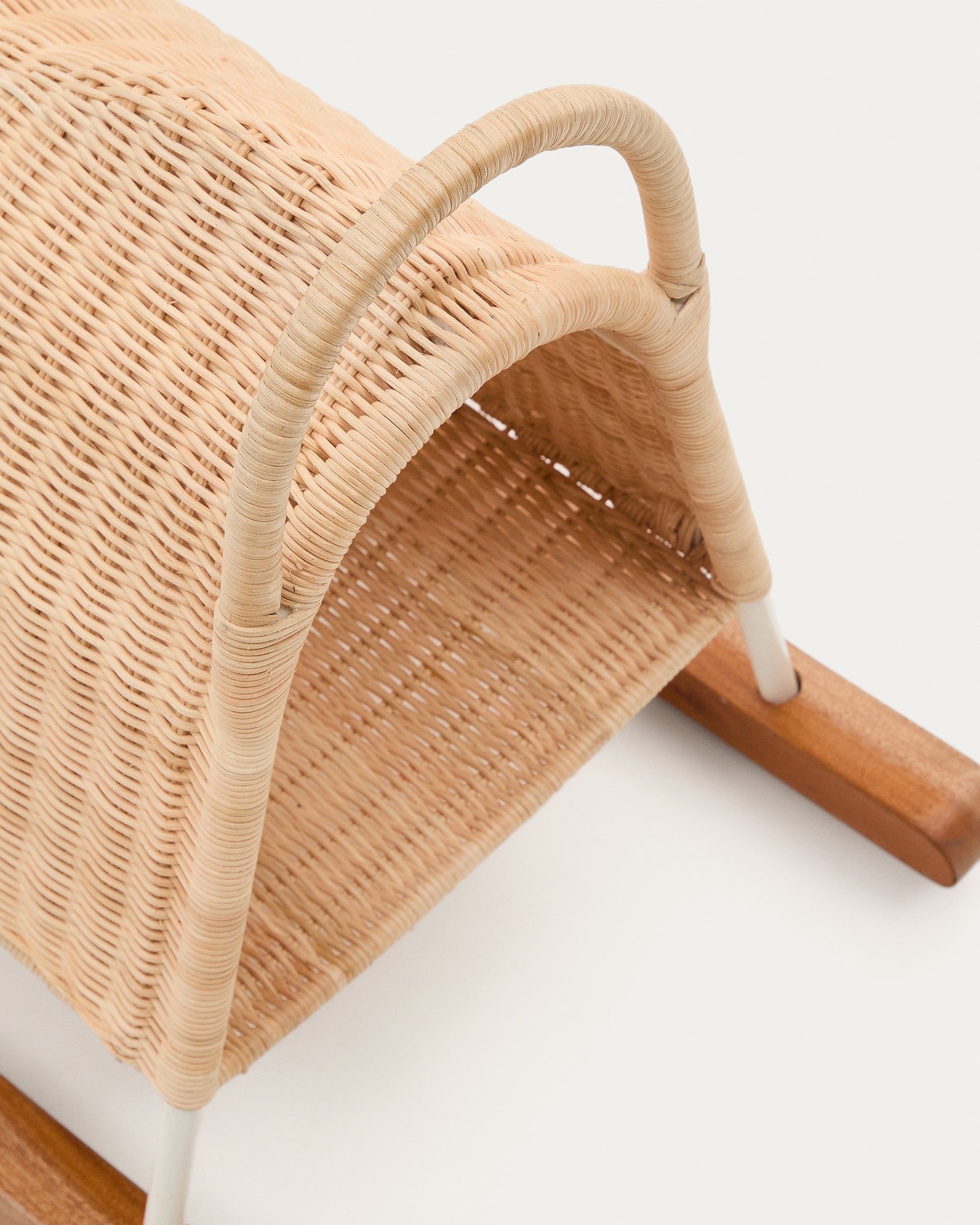 Bamban rattan and wooden rocking horse - Detail
