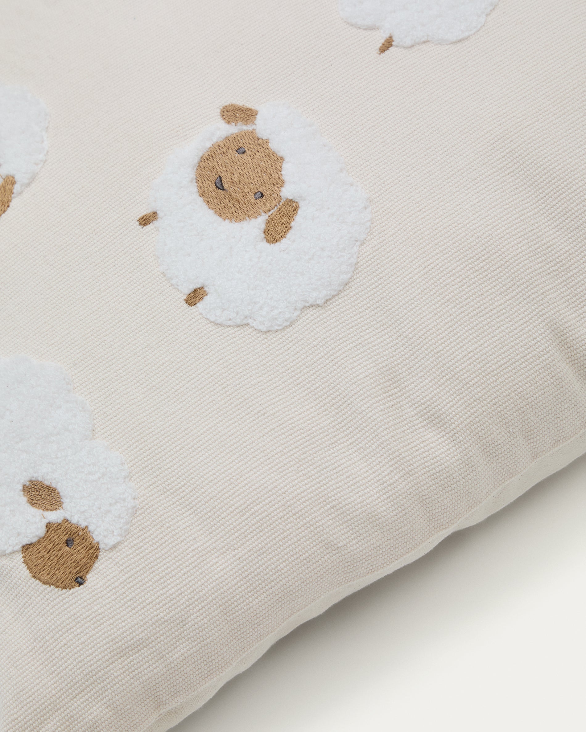 Milu cushion cover in beige cotton with sheep embroidery feature, 45 x 45 cm - Detail