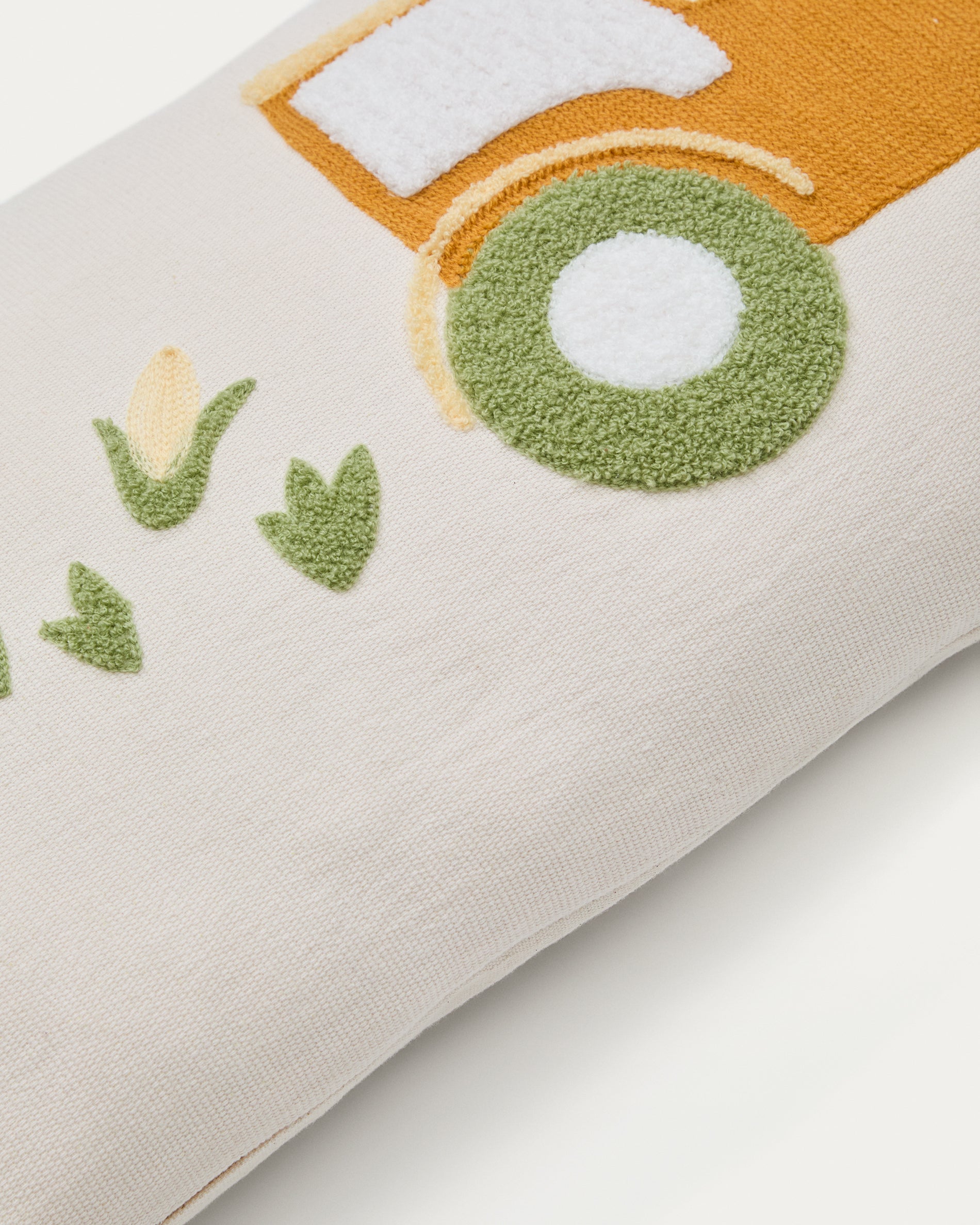 Pecky cushion cover in beige cotton with a tractor embroidery feature, 30 x 50 cm - Detail