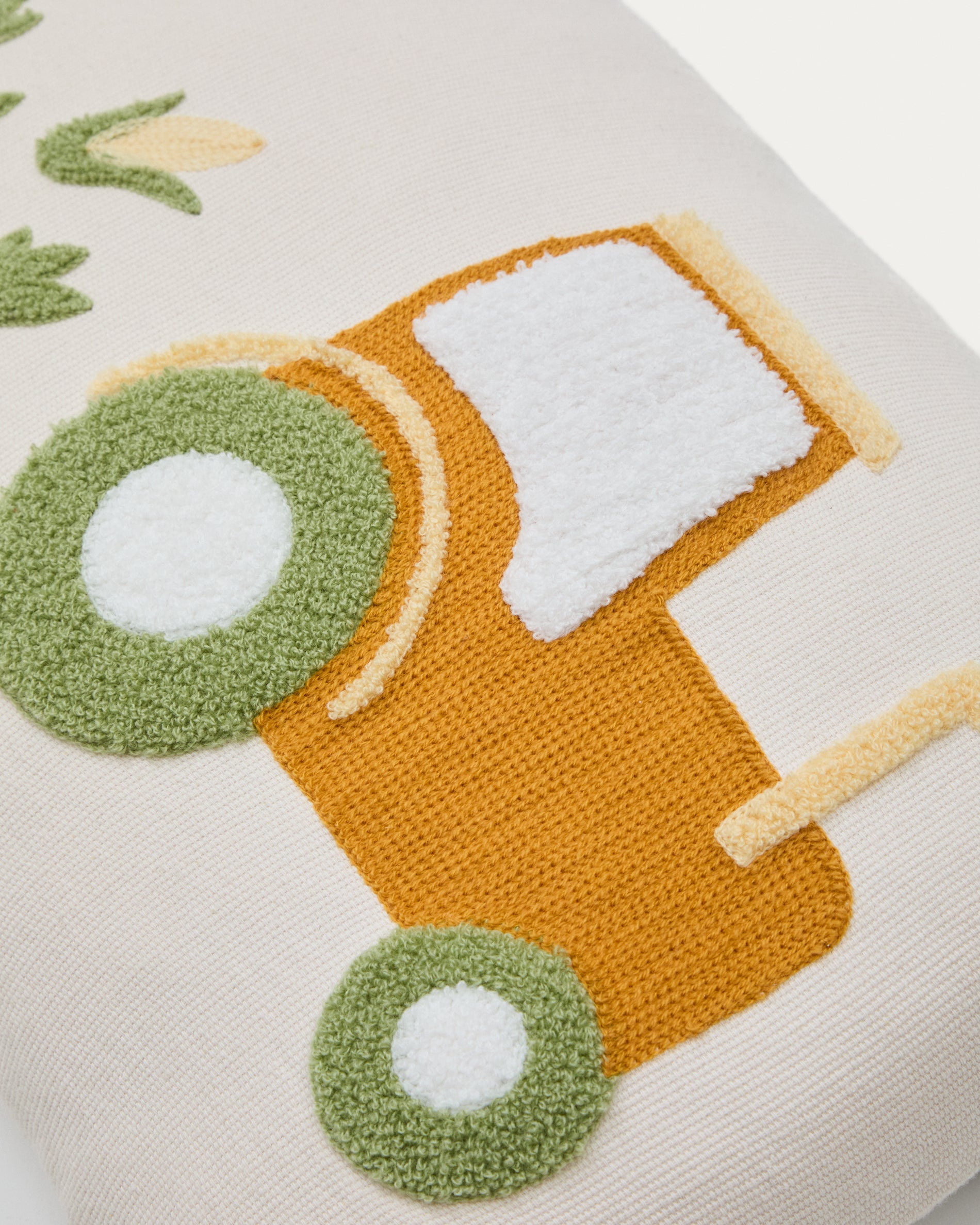Pecky cushion cover in beige cotton with a tractor embroidery feature, 30 x 50 cm - Detail