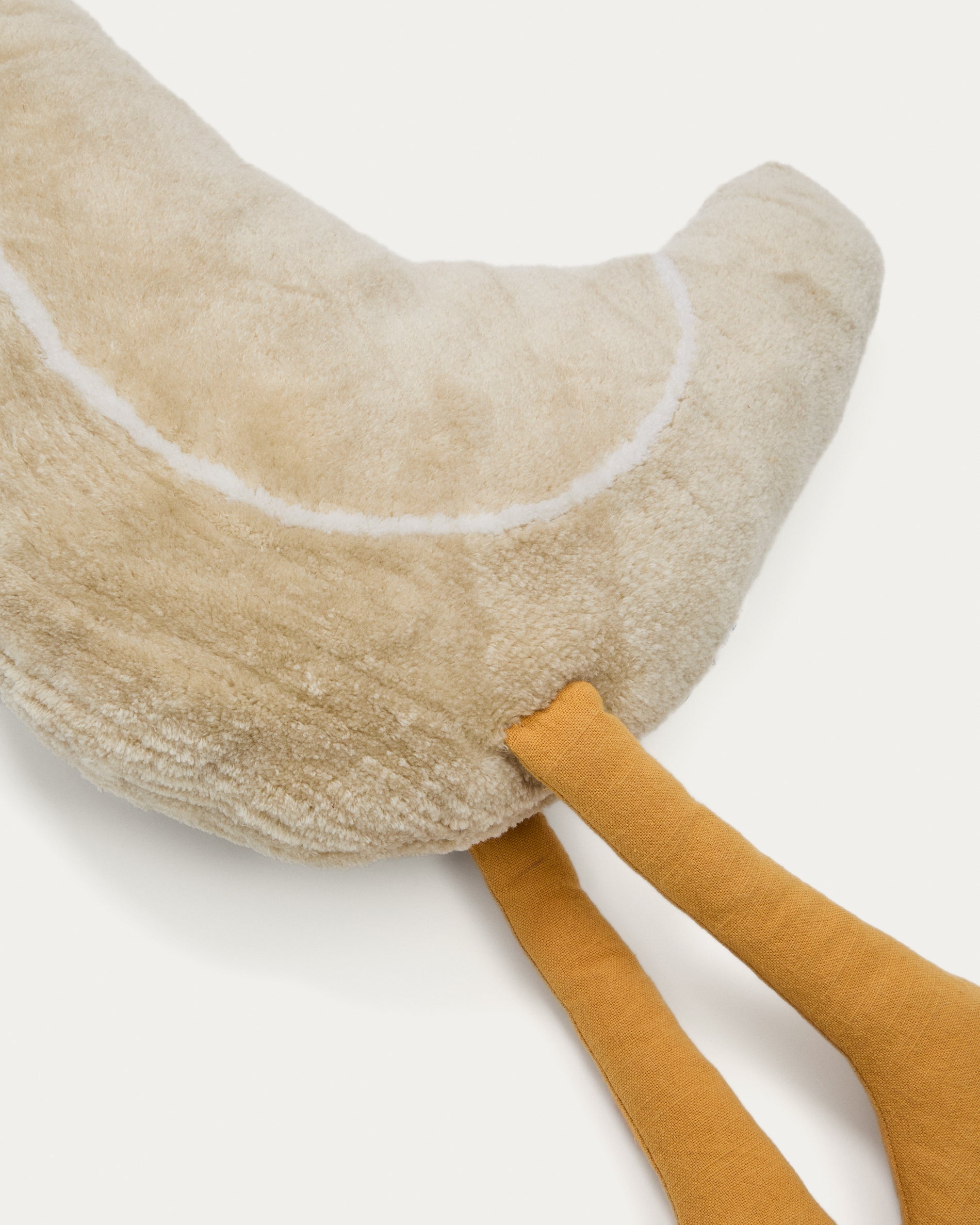 Milu beige, goose-shaped, cotton cushion, 50 cm - Detail
