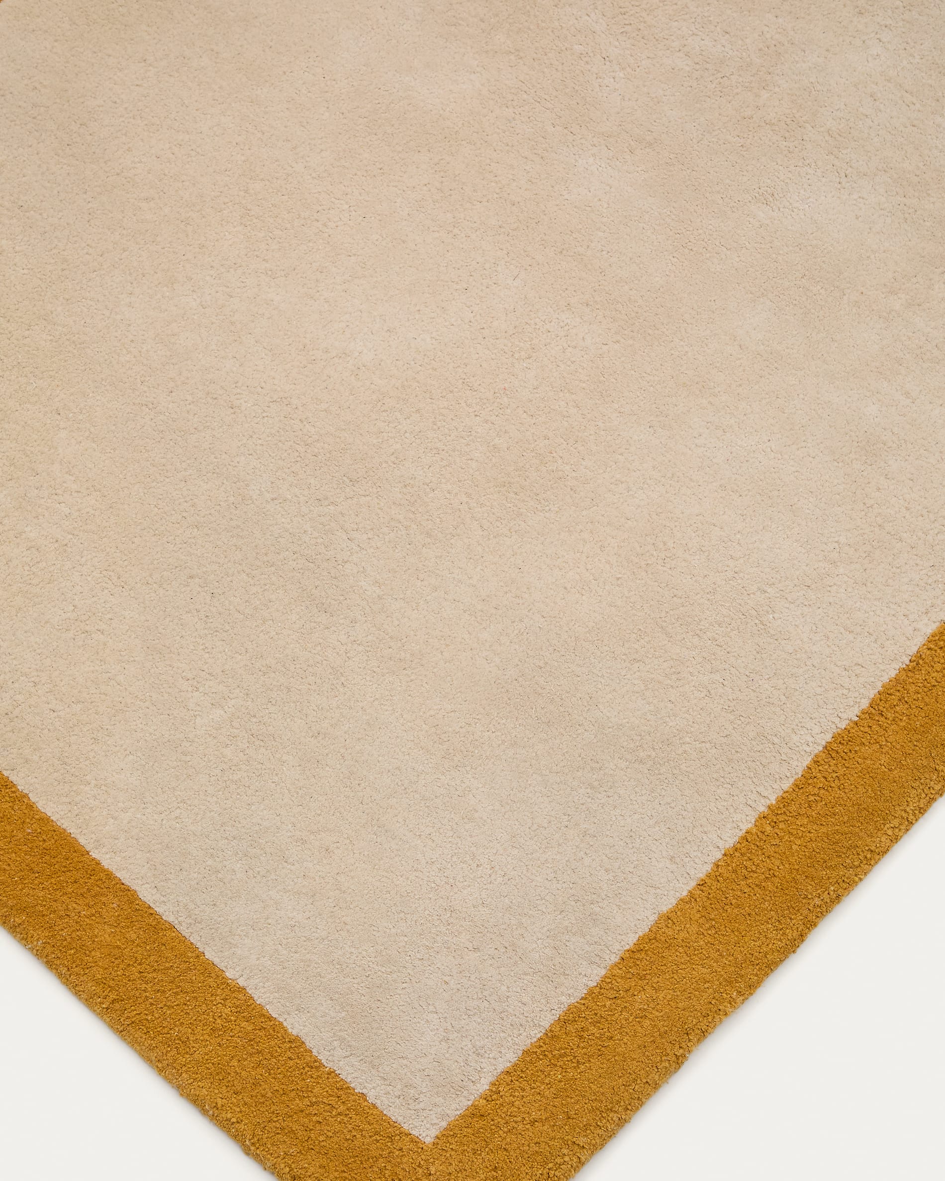 Nalim beige and mustard 100% cotton rug, 90 x 150 cm.