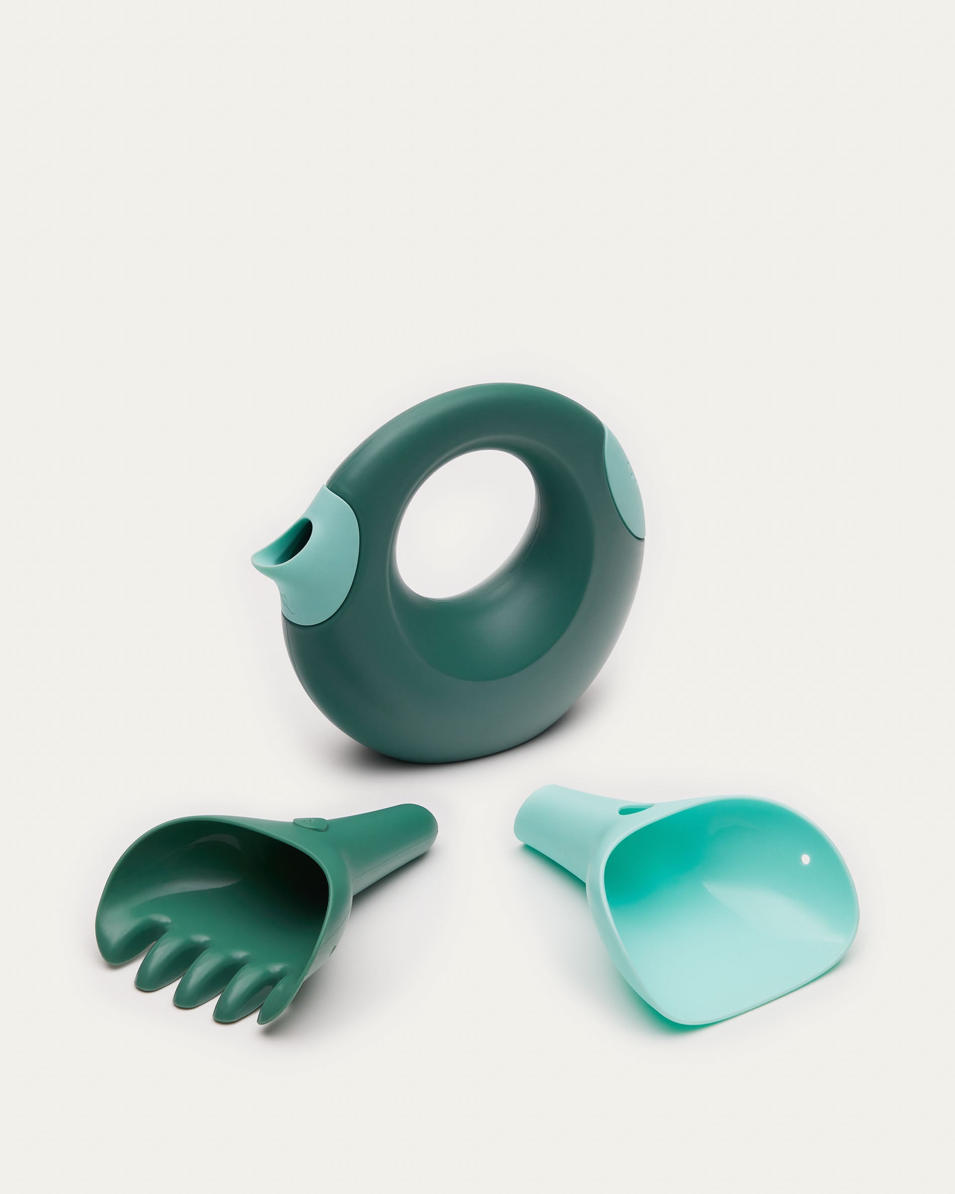 Rawni gardening play set with watering can, rake and shovel - Product View