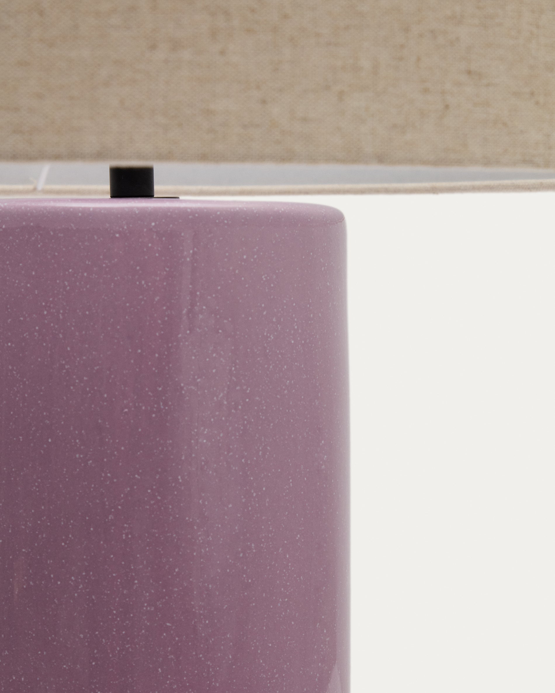 Toneric ceramic table lamp with a lilac finish and cotton - Detail