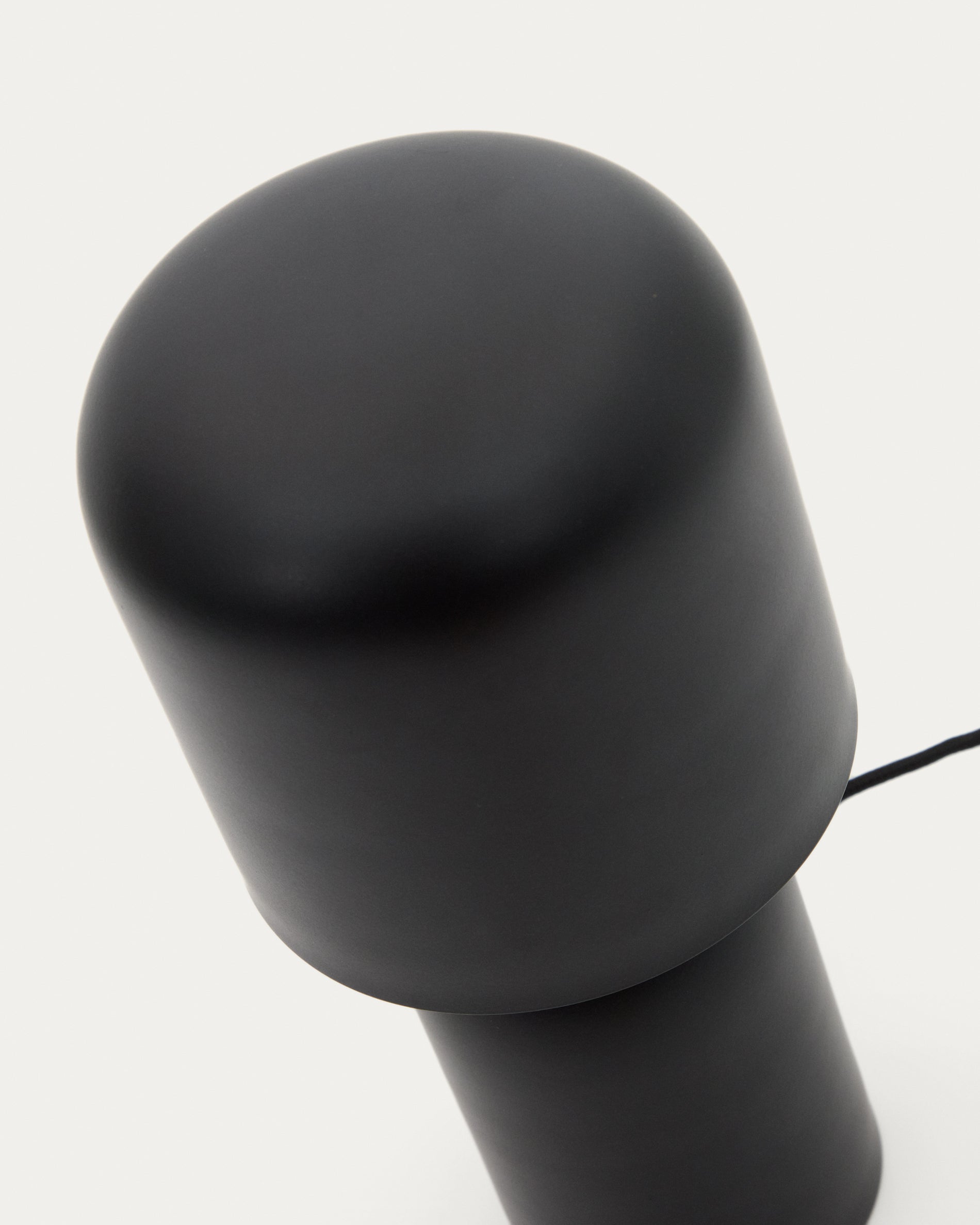 Monze table lamp in black painted metal - Detail
