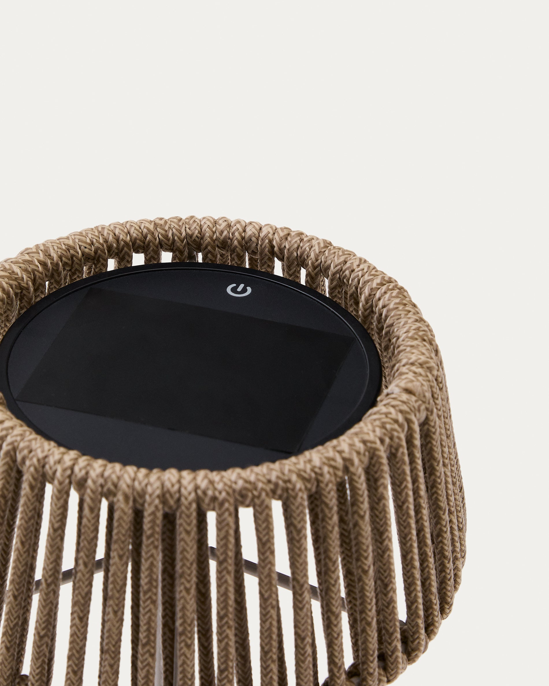 Aldet outdoor solar table lamp in beige mottled rope cord with beige metal stand - Detail