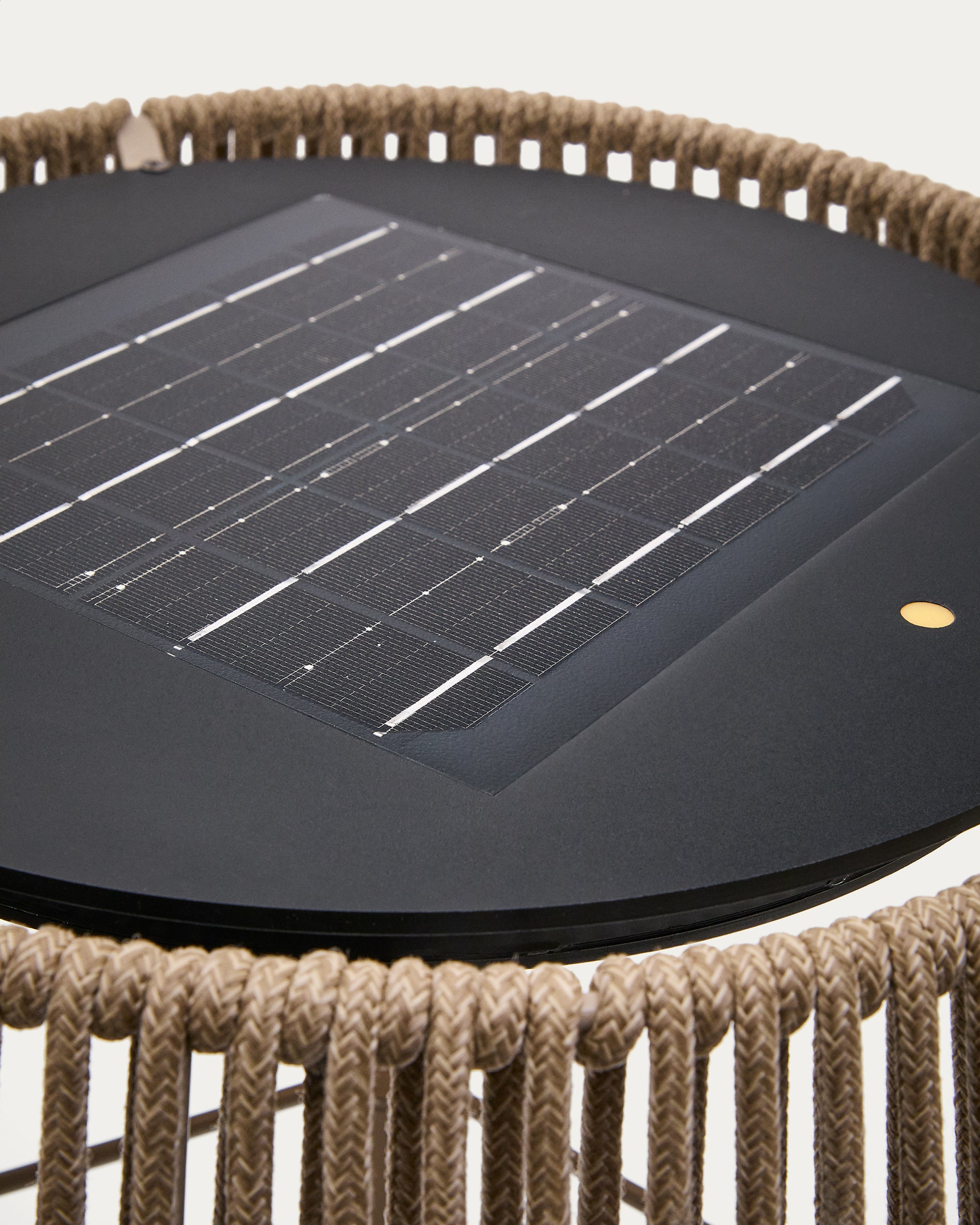 Aldet outdoor solar floor lamp in beige mottled rope cord with beige metal stand Ø46cm - Detail