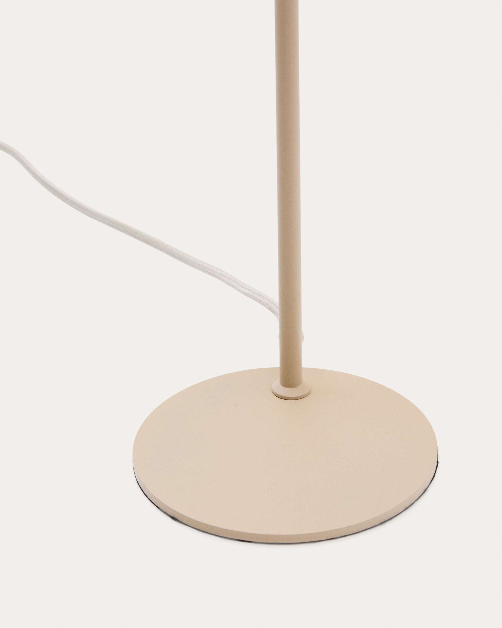 Manie metal desk lamp with beige textured finish - Detail