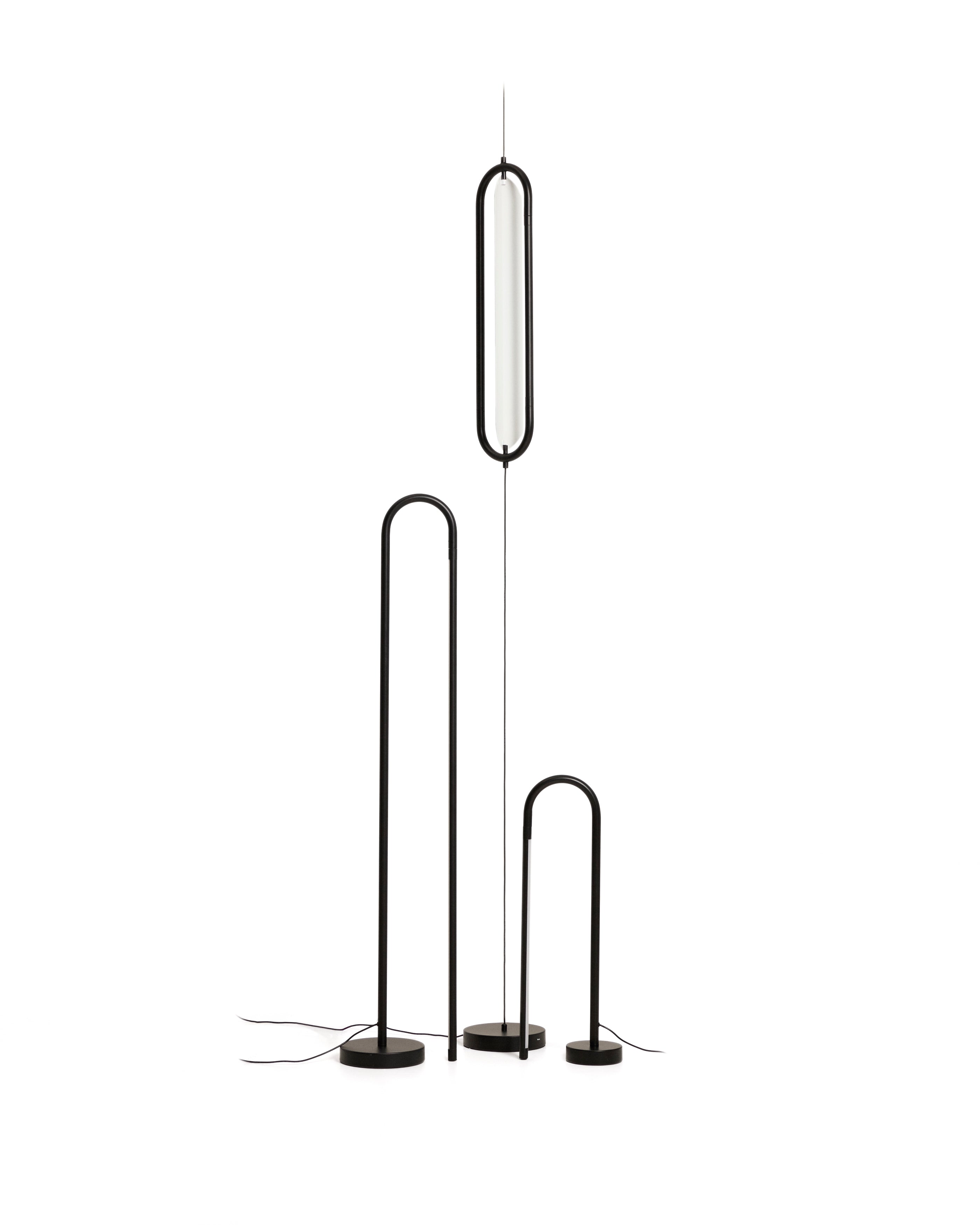 Bow black aluminium table lamp - Product Image