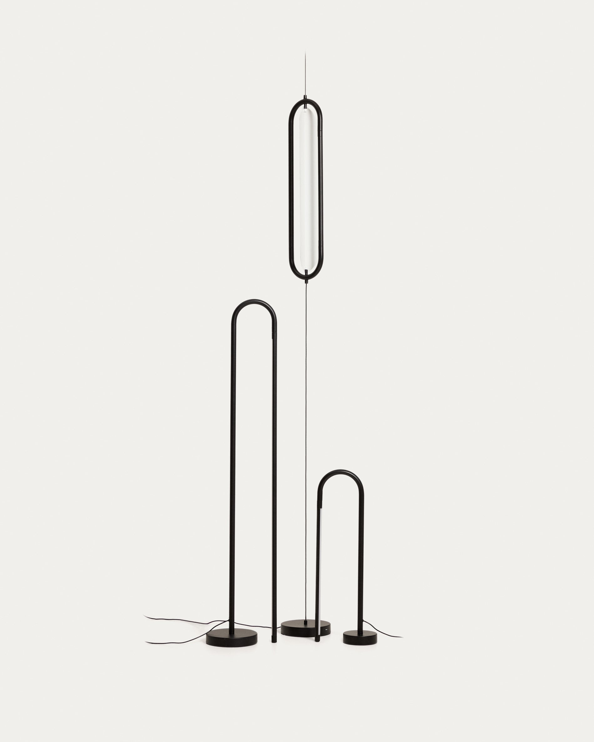 Bow black aluminium table lamp - Product View