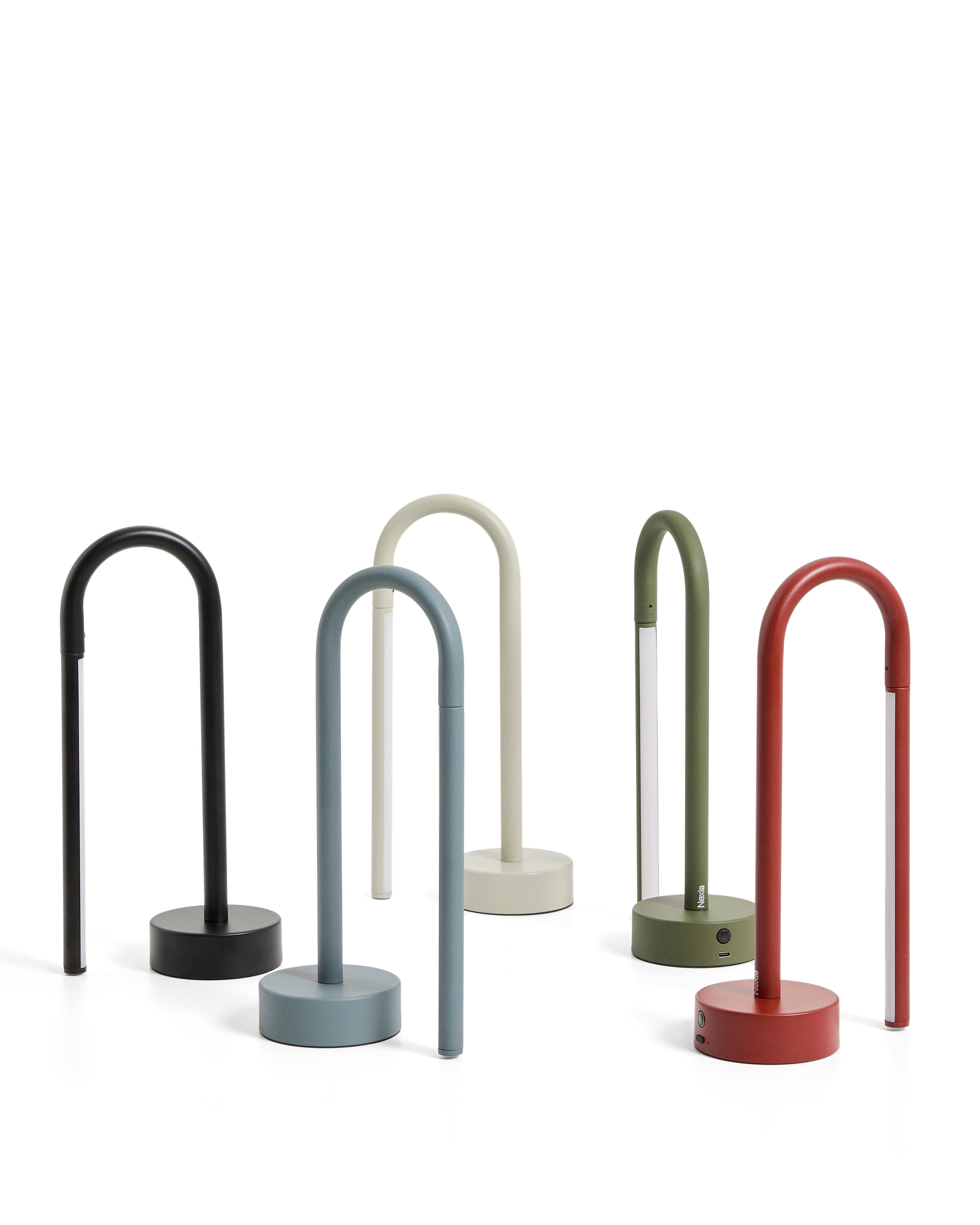 Bow red aluminium portable table lamp - Product Image