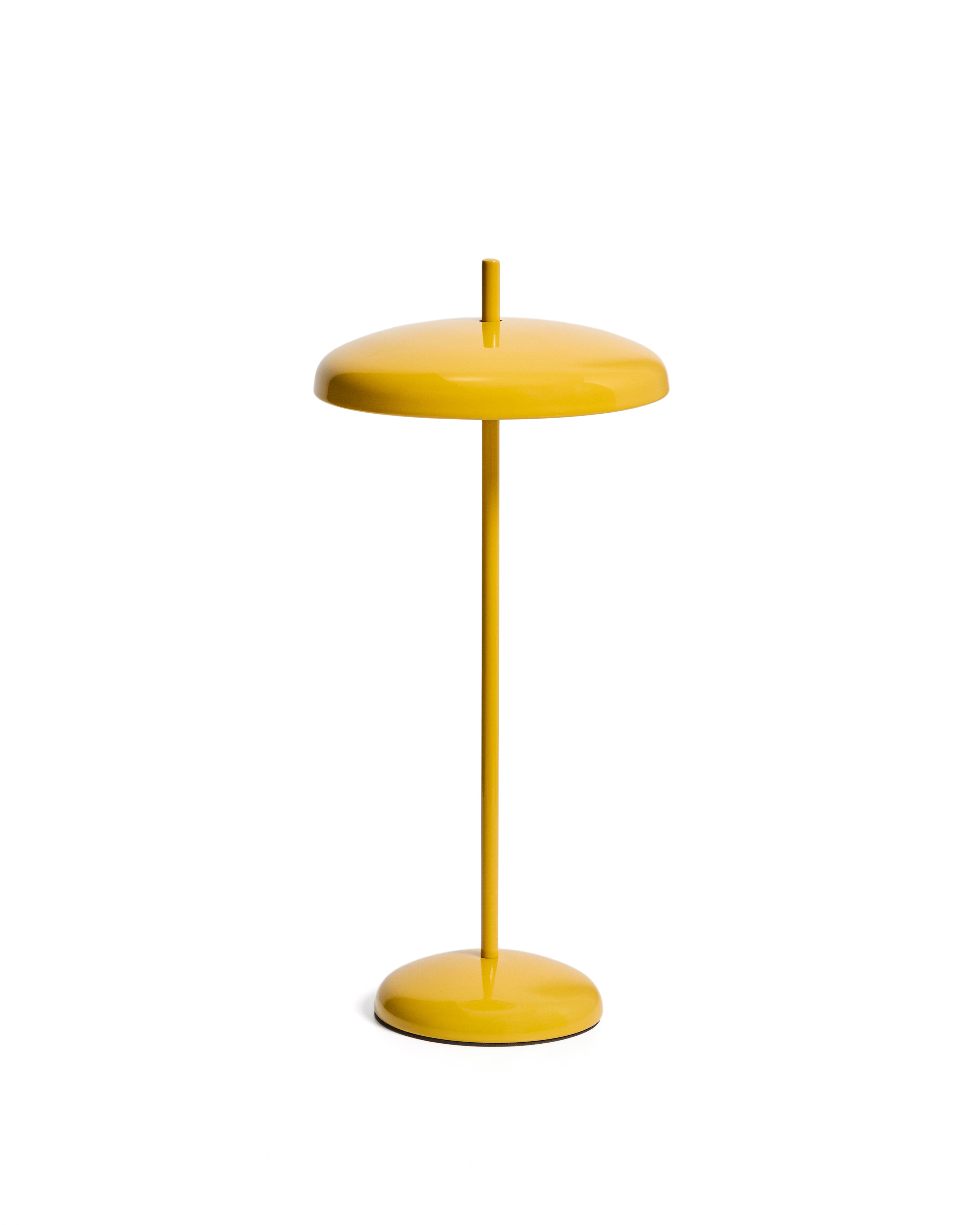 Porte yellow aluminium portable table lamp - Product Image