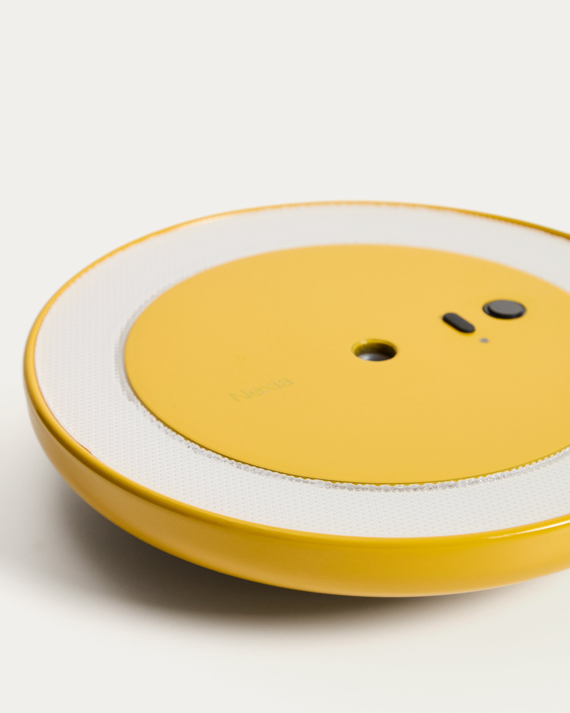 Porte yellow aluminium portable table lamp - Detail