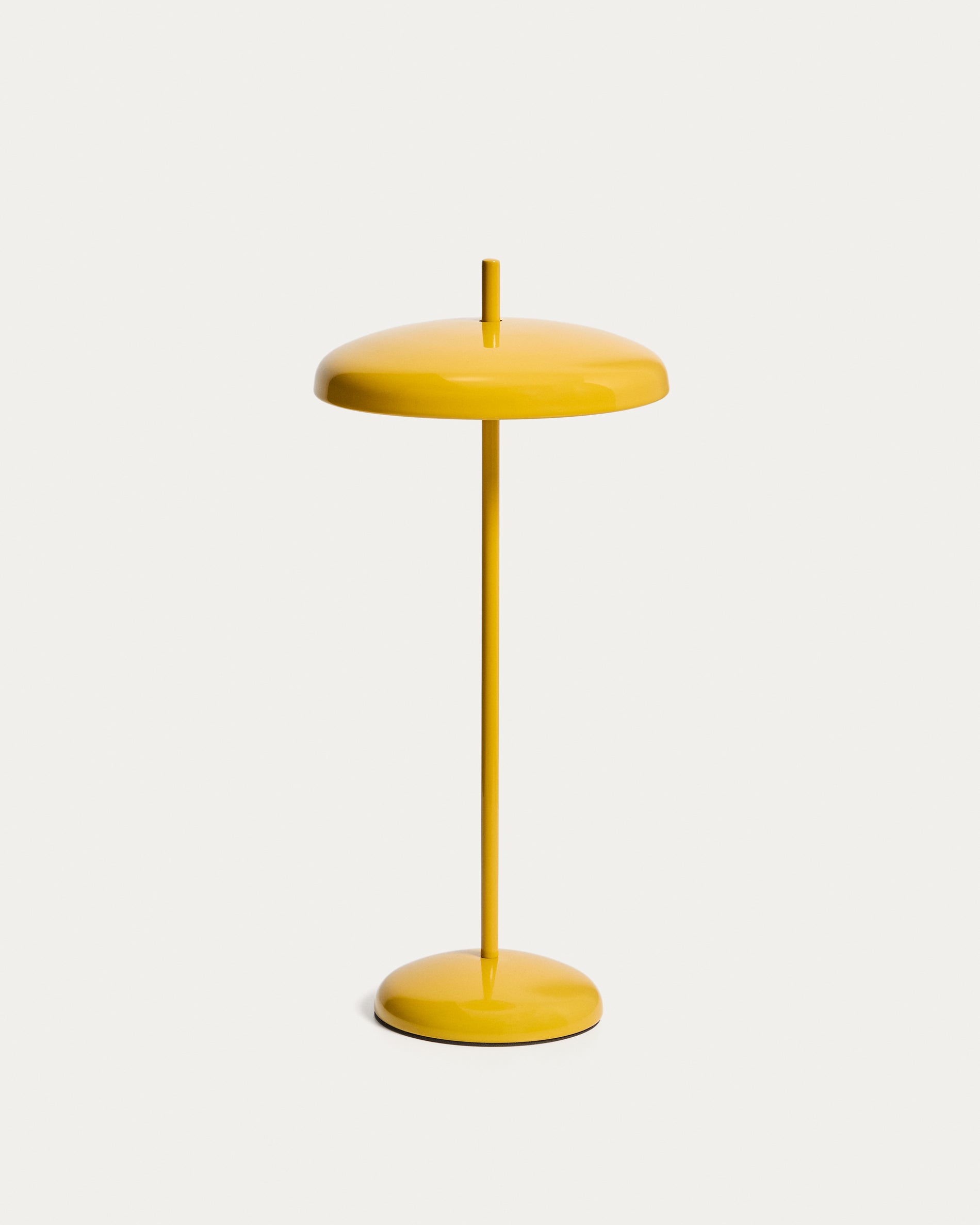Porte yellow aluminium portable table lamp - Product View