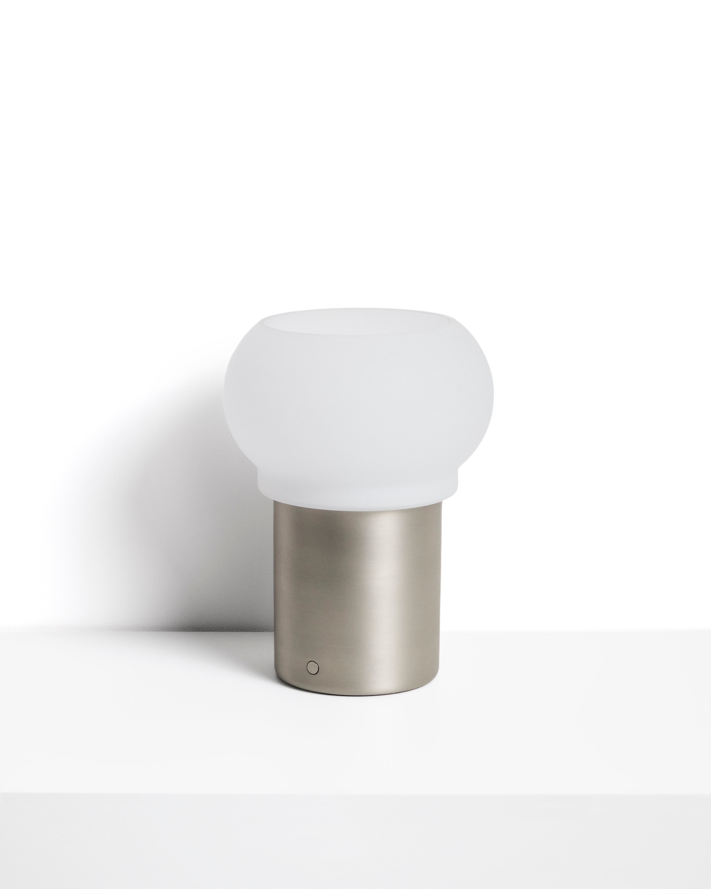 Leruna LED table lamp in frosted glass and metal with a galvanised finish Ø 20 cm - Product Image